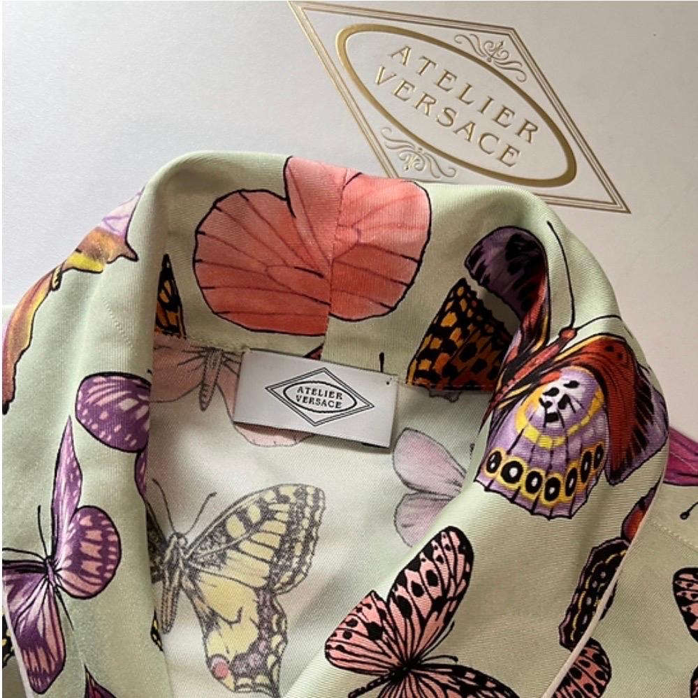 Beige Atelier Gianni Versace Butterfly Printed Long Silk Robe