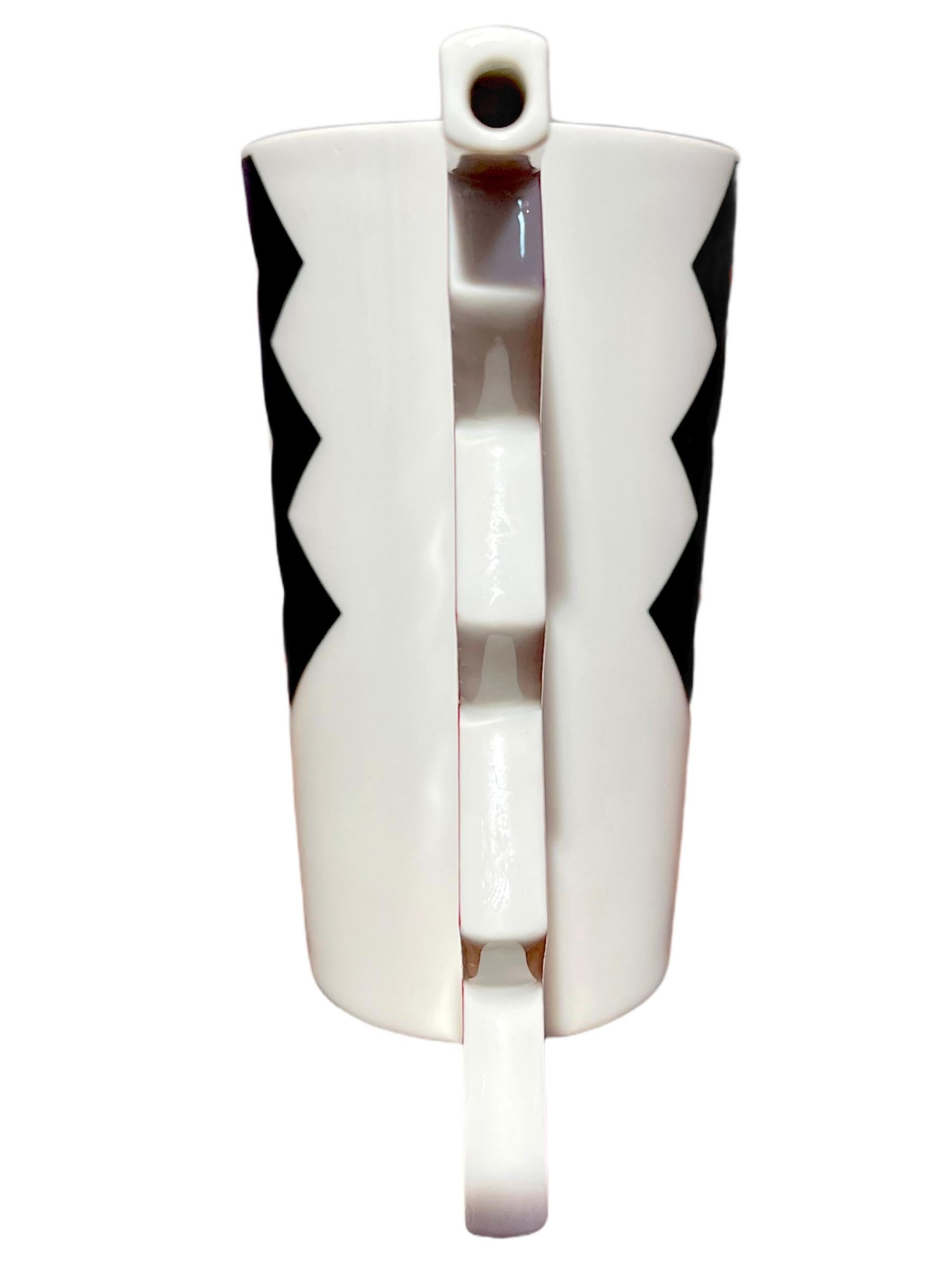 Atelier Lesov Coffee Cups '4' In Good Condition For Sale In Bastrop, TX