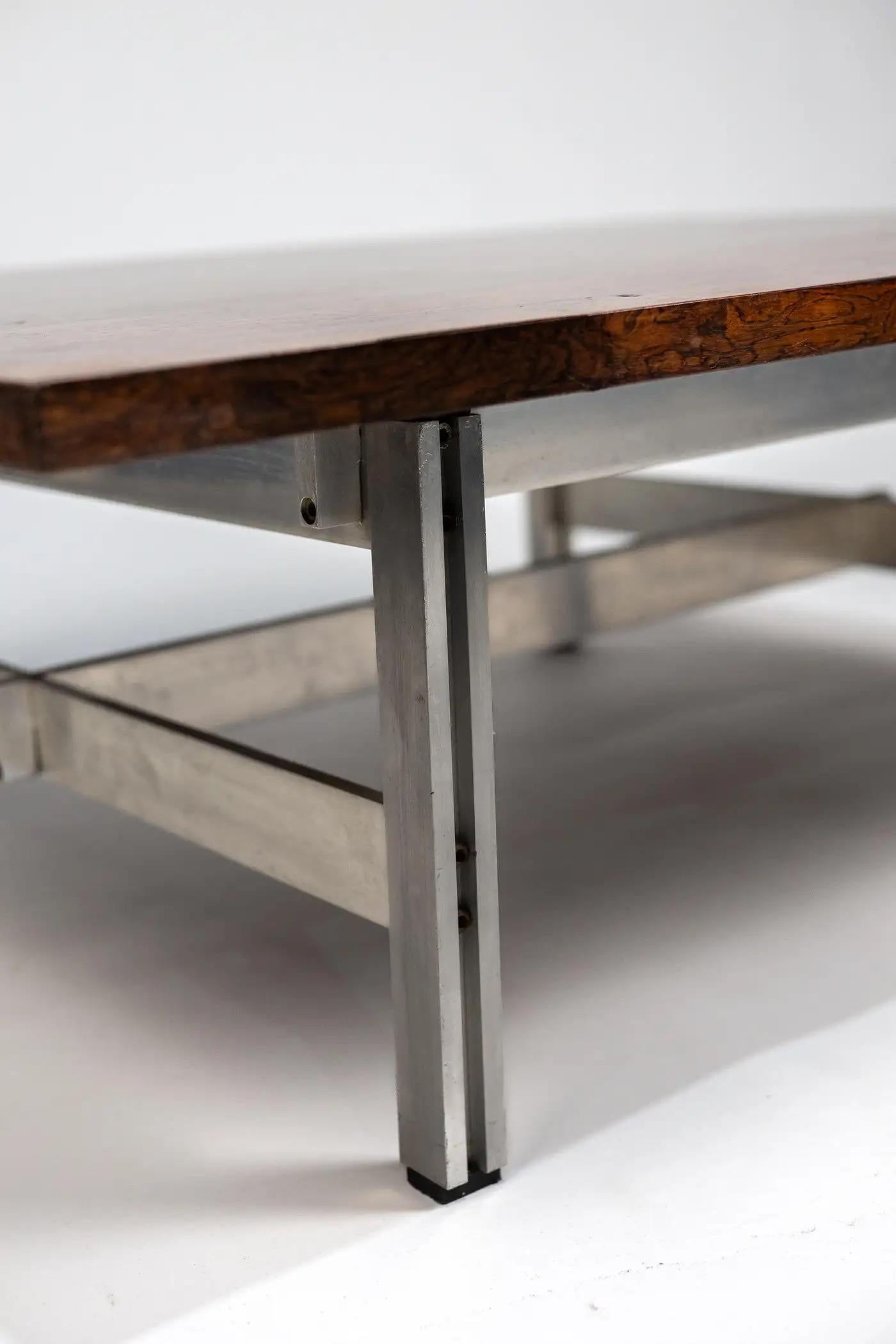 Mid-Century Modern Atelier Liceu de Arte e Oficios. Coffee table, c. 1960 For Sale