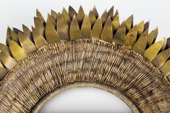 Attr. Atelier A Line Vautrin, 20. Jahrhundert Vergoldetes Messing und Talosel Konvexspiegel