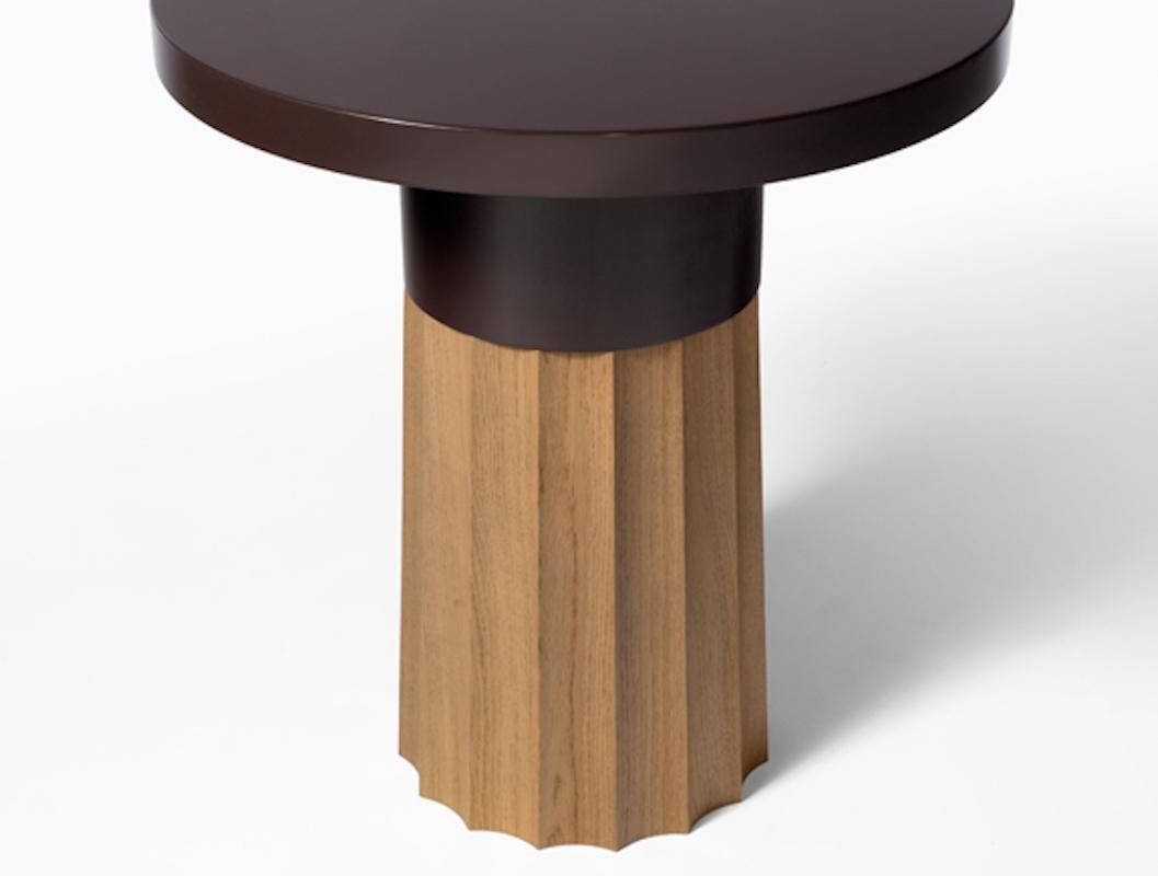 Atelier Linné Issey Side Table in Lacquer and Oak In Excellent Condition For Sale In Paris, FR