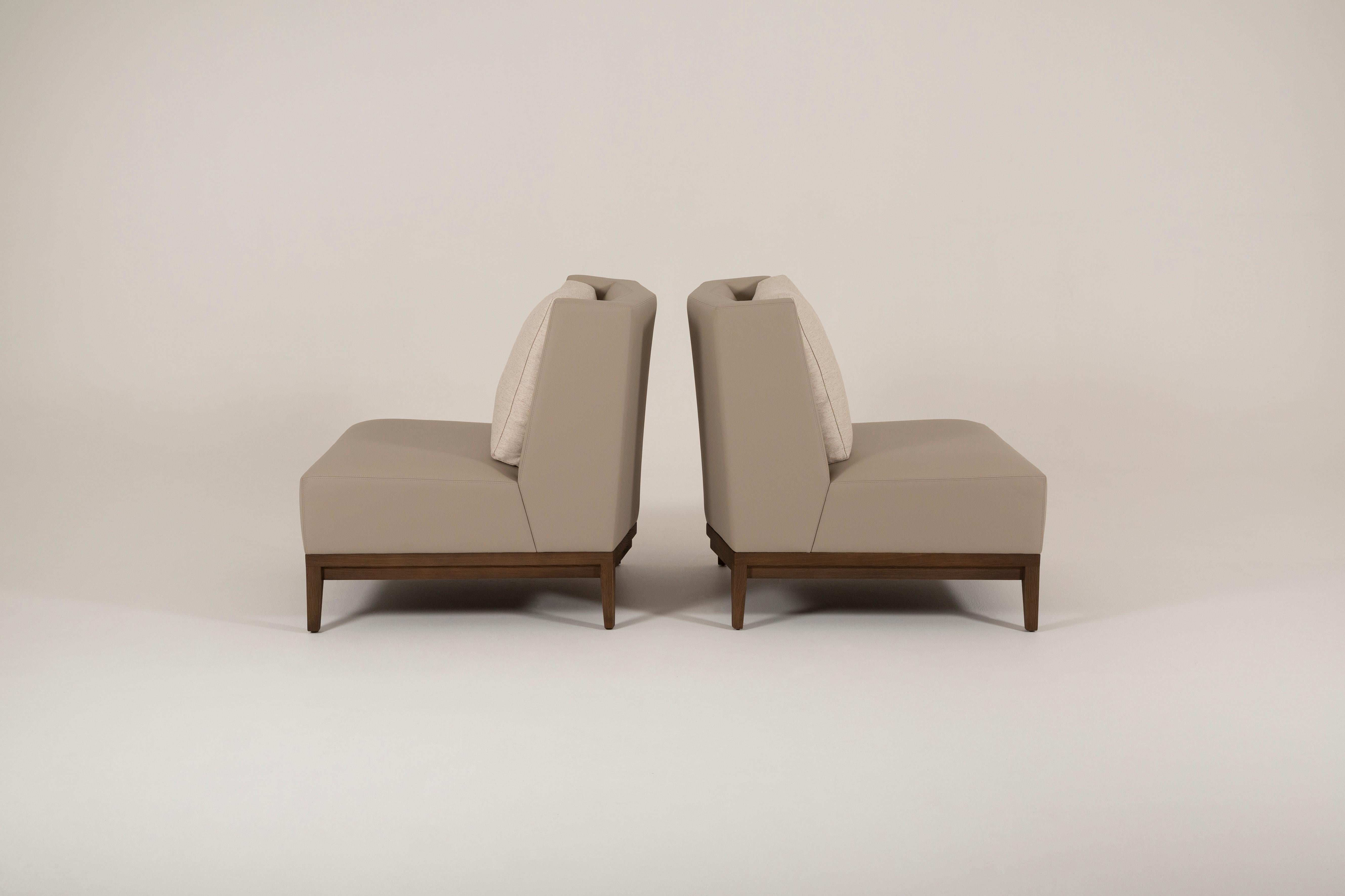 Contemporary Atelier Linné, Sagitta Fireside Chair    For Sale