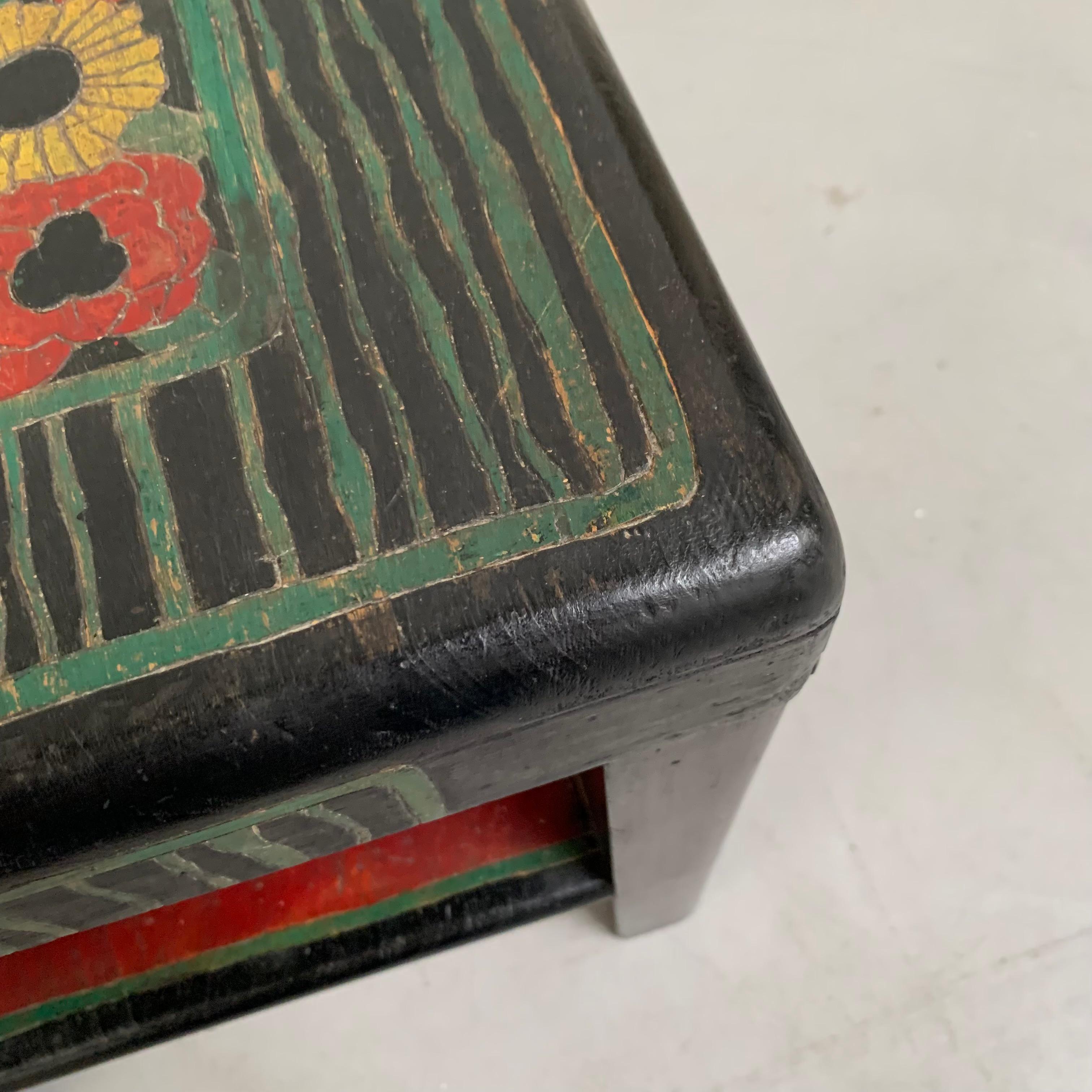 Atelier Martine Attributed Painted Wood Side Table, circa 1920, France. en vente 9