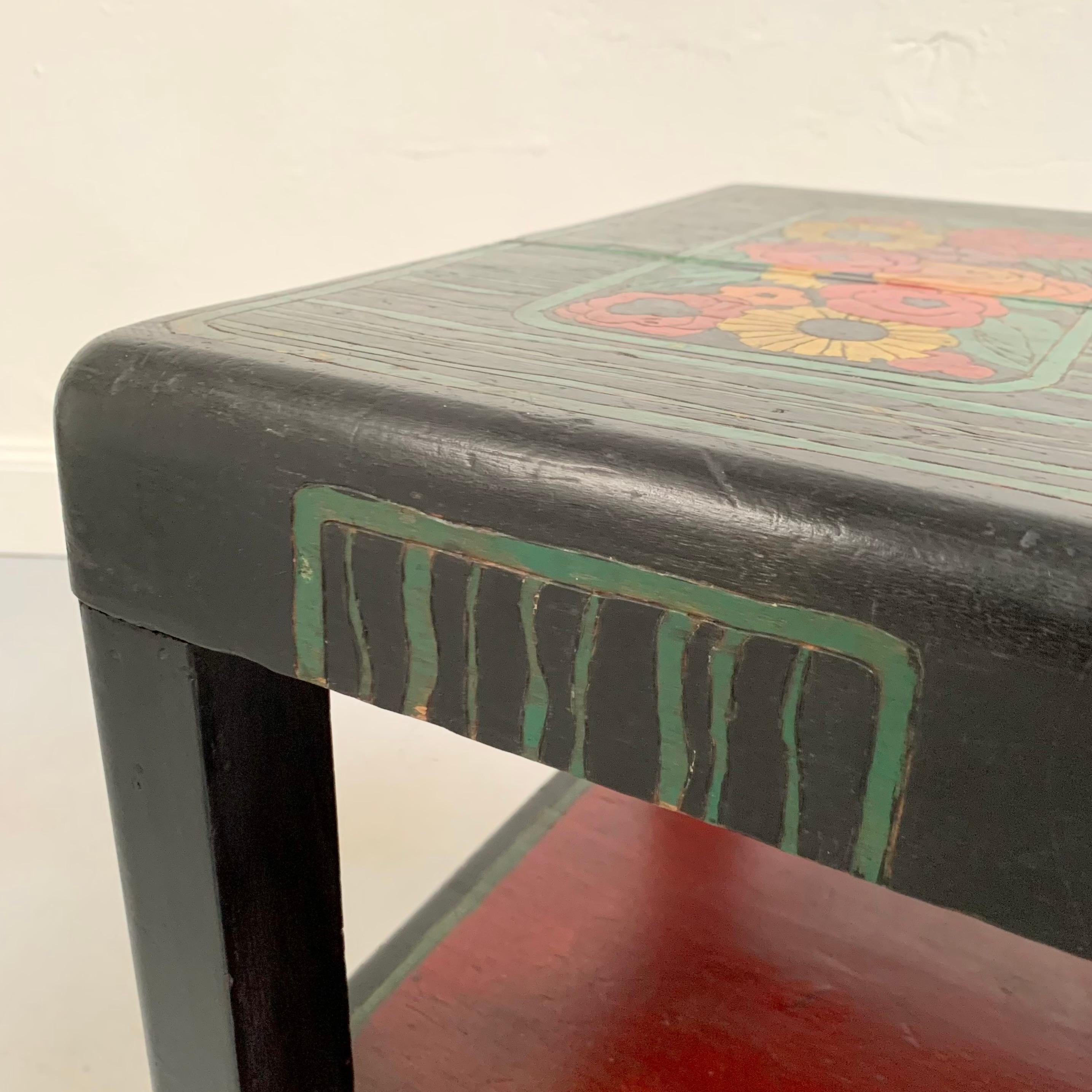 Atelier Martine Attributed Painted Wood Side Table, circa 1920, France. en vente 10