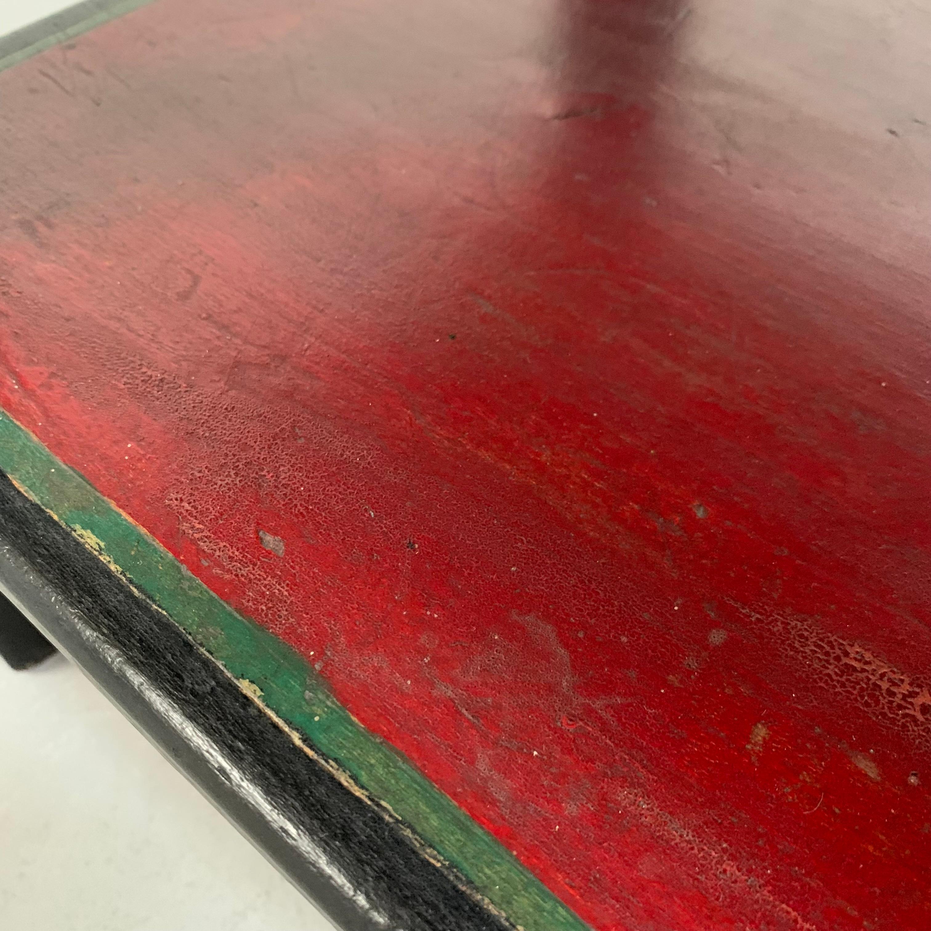 Atelier Martine Attributed Painted Wood Side Table, circa 1920, France. en vente 11