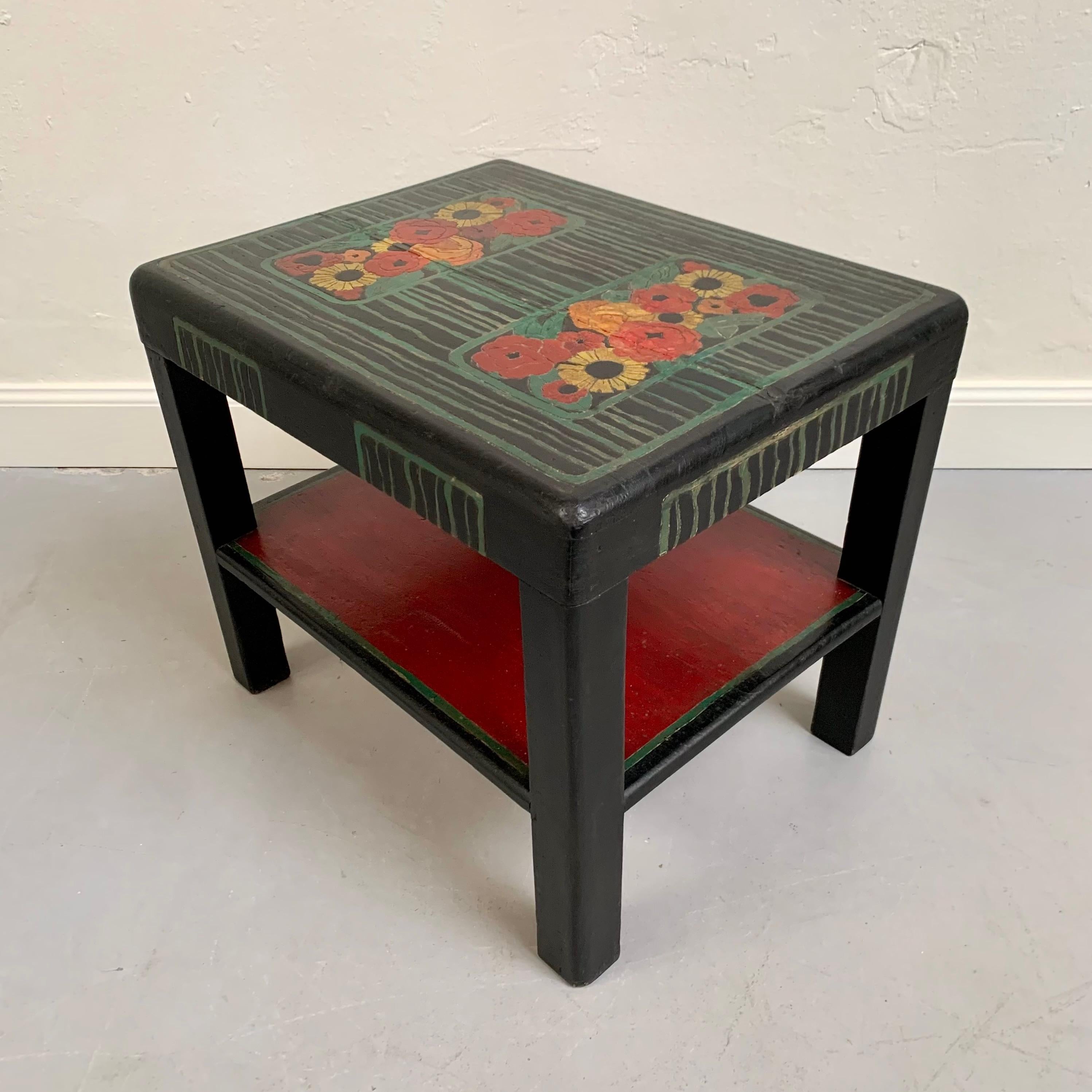 Peint à la main Atelier Martine Attributed Painted Wood Side Table, circa 1920, France. en vente