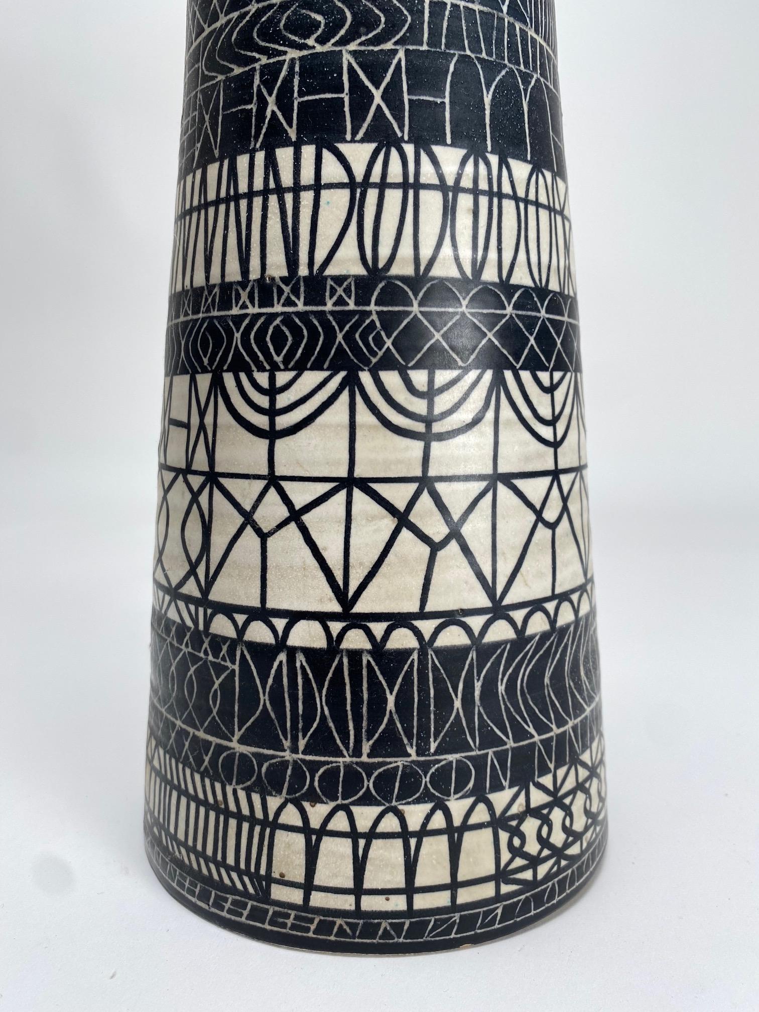 Atelier Mascarella, Large Decorated Ceramic Bottle, Italy, 1950s In Good Condition For Sale In Argelato, BO