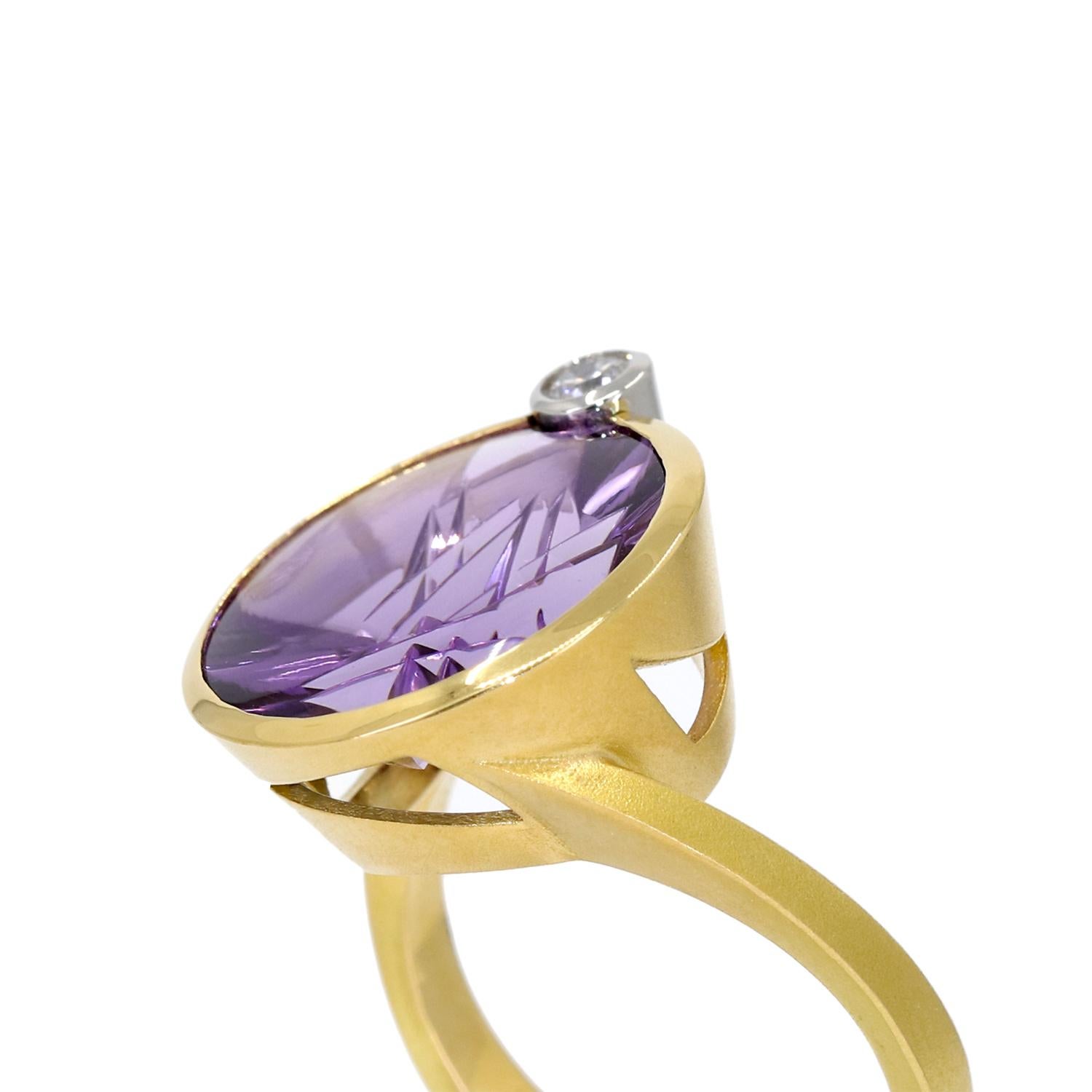 Contemporary Fine Amethyst White Diamond Yellow Gold Platinum Ring, Atelier Munsteiner