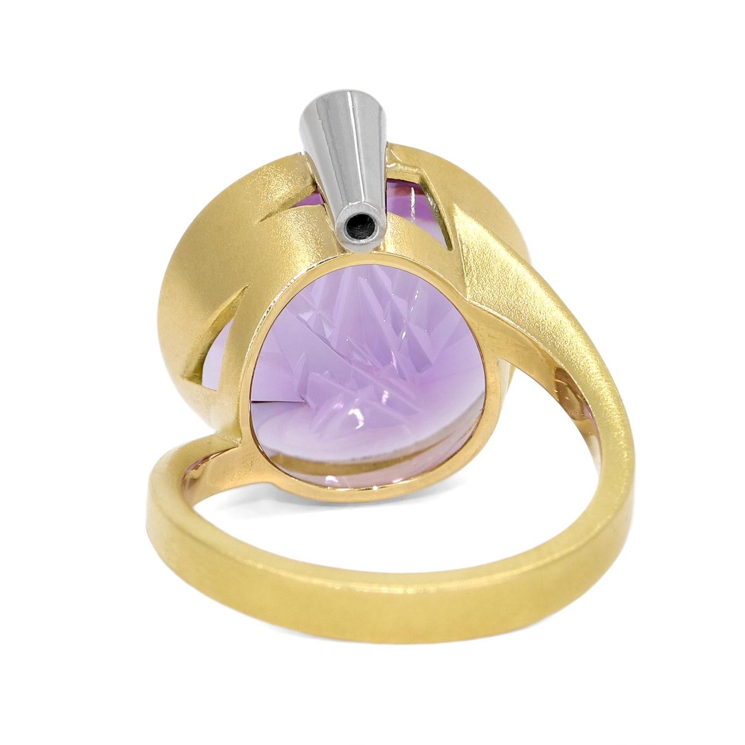 Round Cut Fine Amethyst White Diamond Yellow Gold Platinum Ring, Atelier Munsteiner