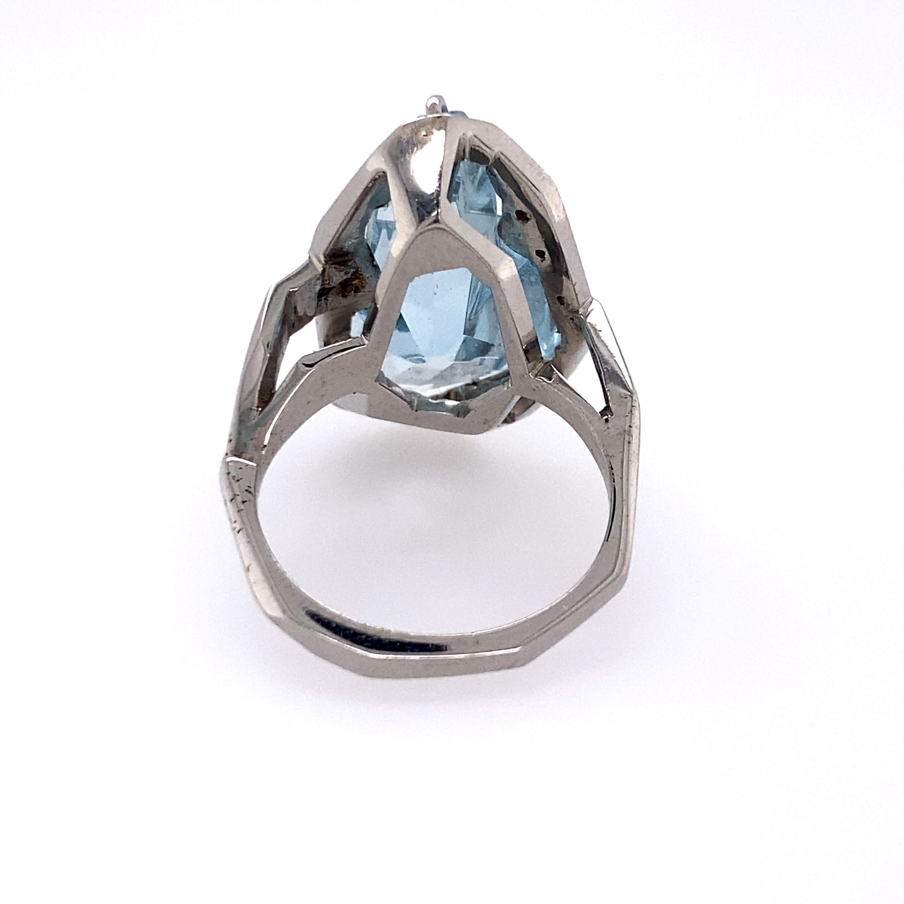 Contemporary Atelier Munsteiner Cut Gold Diamond Ring