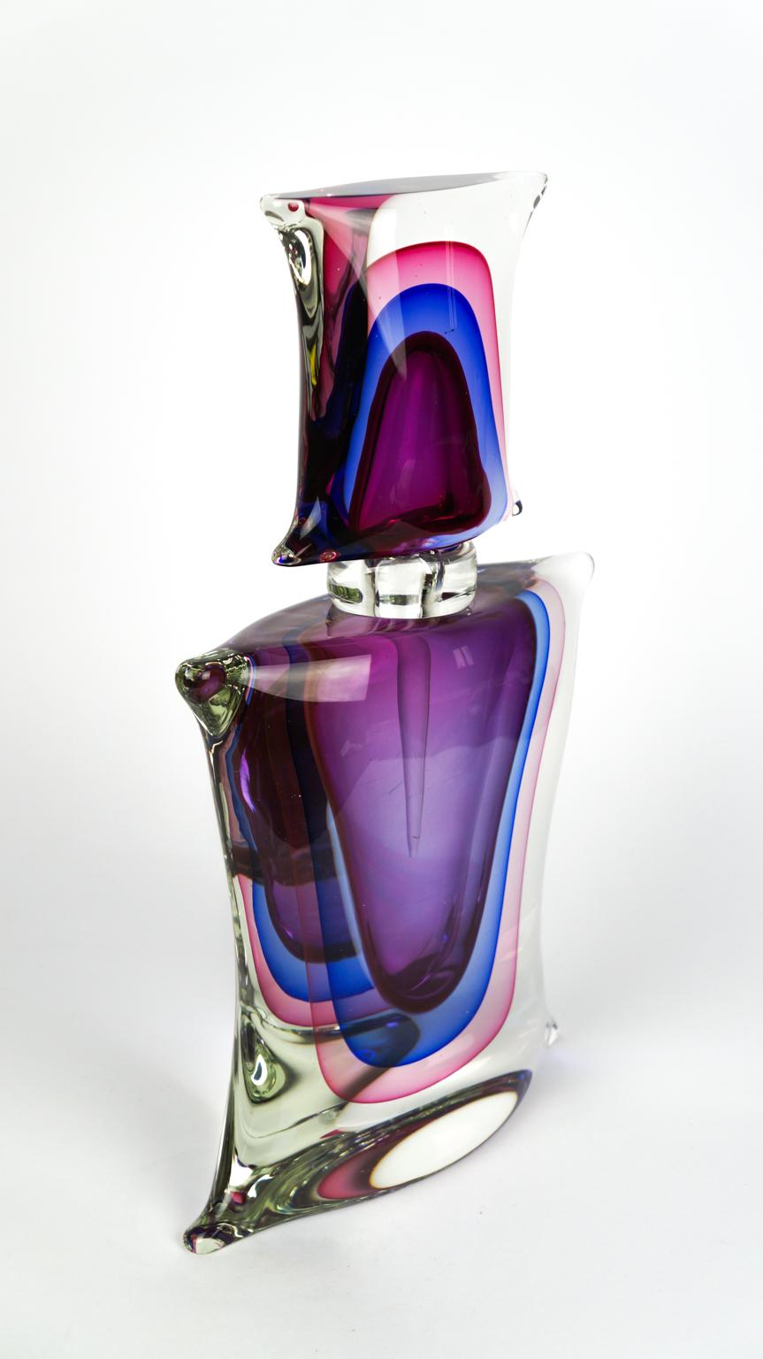 Deux bouteilles Sommerso en verre de Murano de style mi-siècle moderne de l'Atelier Oball, 1994 en vente 1