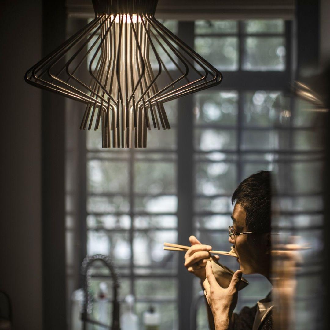Mid-Century Modern Atelier Oi ‘Allegretto Ritmico’ Chandelier Lamp in Graphite for Foscarini For Sale