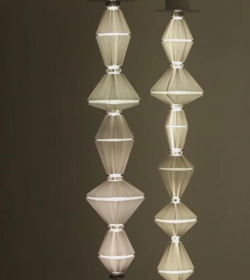 Atelier Oï Oïphorique Set di quattro lampade a sospensione T Pe Per Parachilna in vendita 1