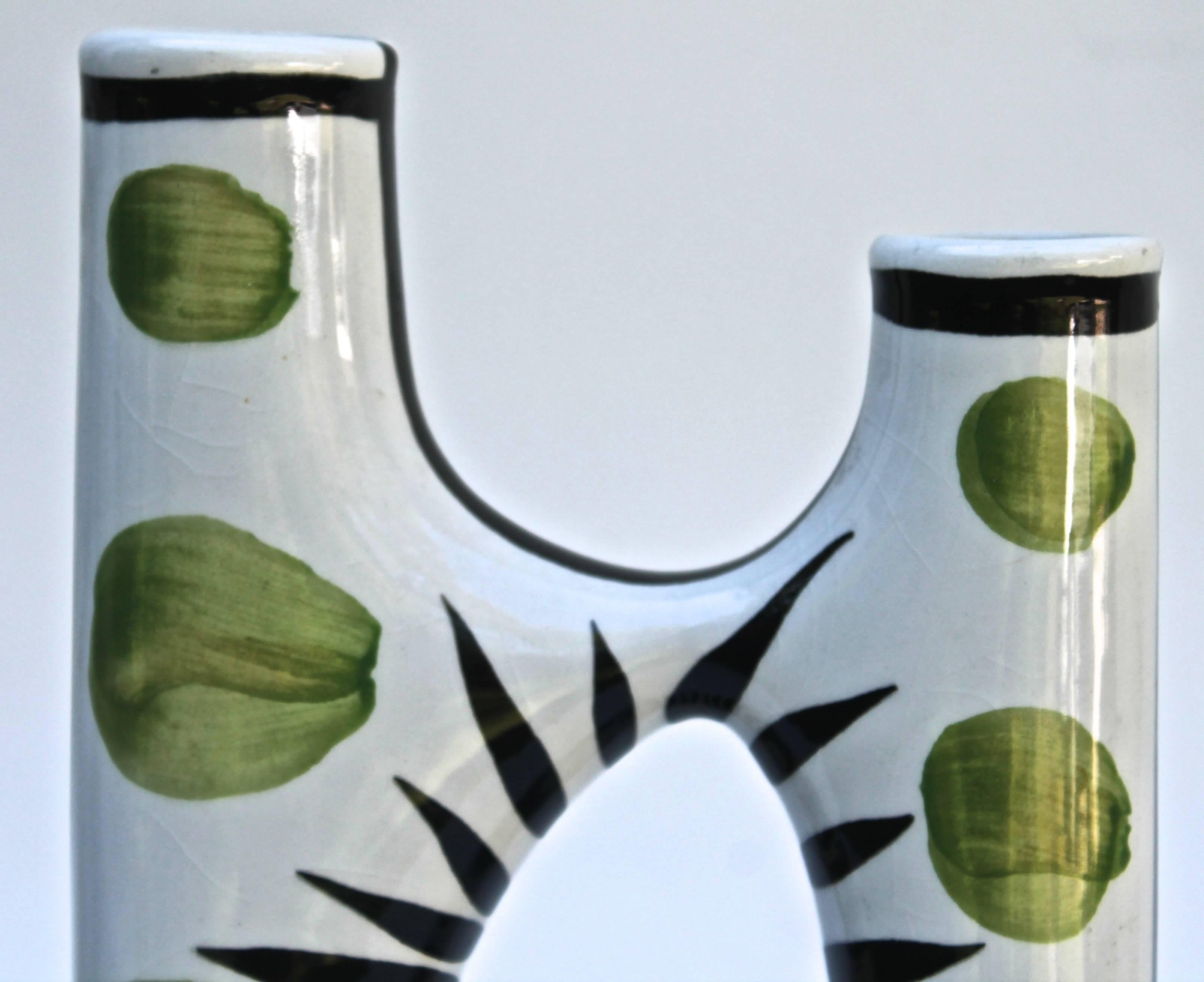 Atelier Revernay Biomorphe Vase aus der Mitte des Jahrhunderts (Porzellan) im Angebot
