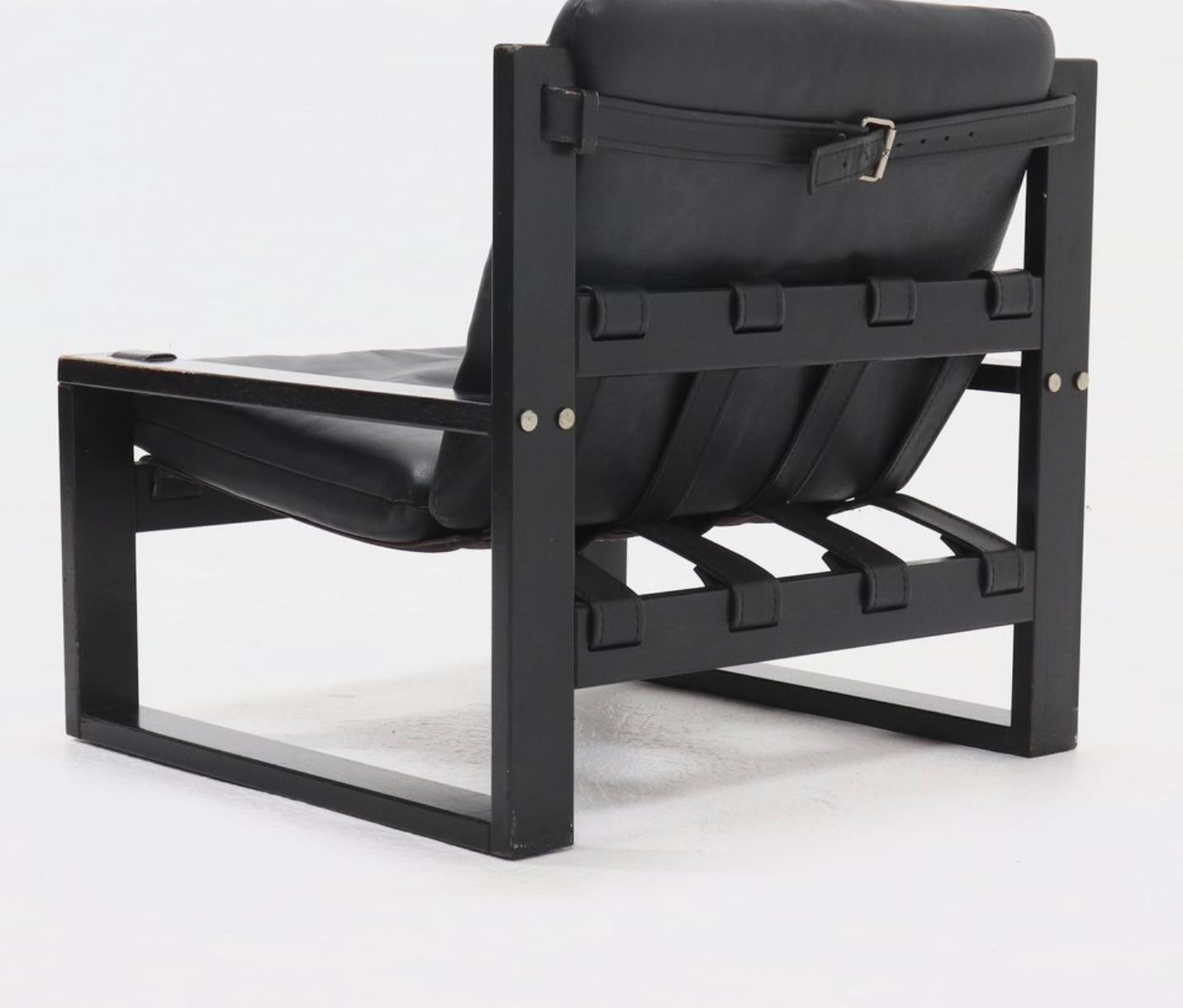 Brutalisme Atelier Sonja Wasseur Ensemble chaise longue et ottoman en cuir fait main, Pays-Bas en vente