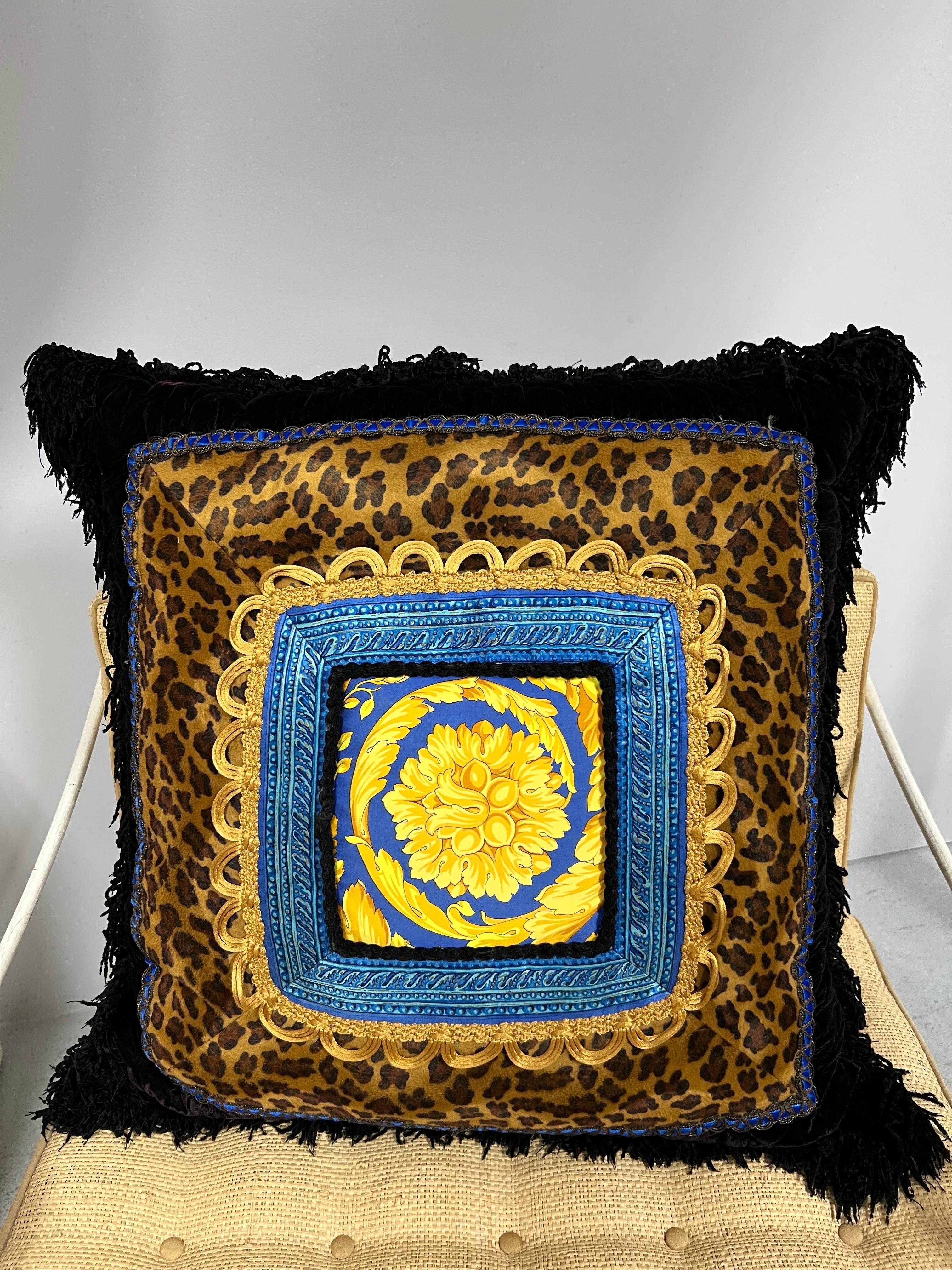 Atelier Versace 4 Large Vintage Pillows In Good Condition For Sale In Miami, FL