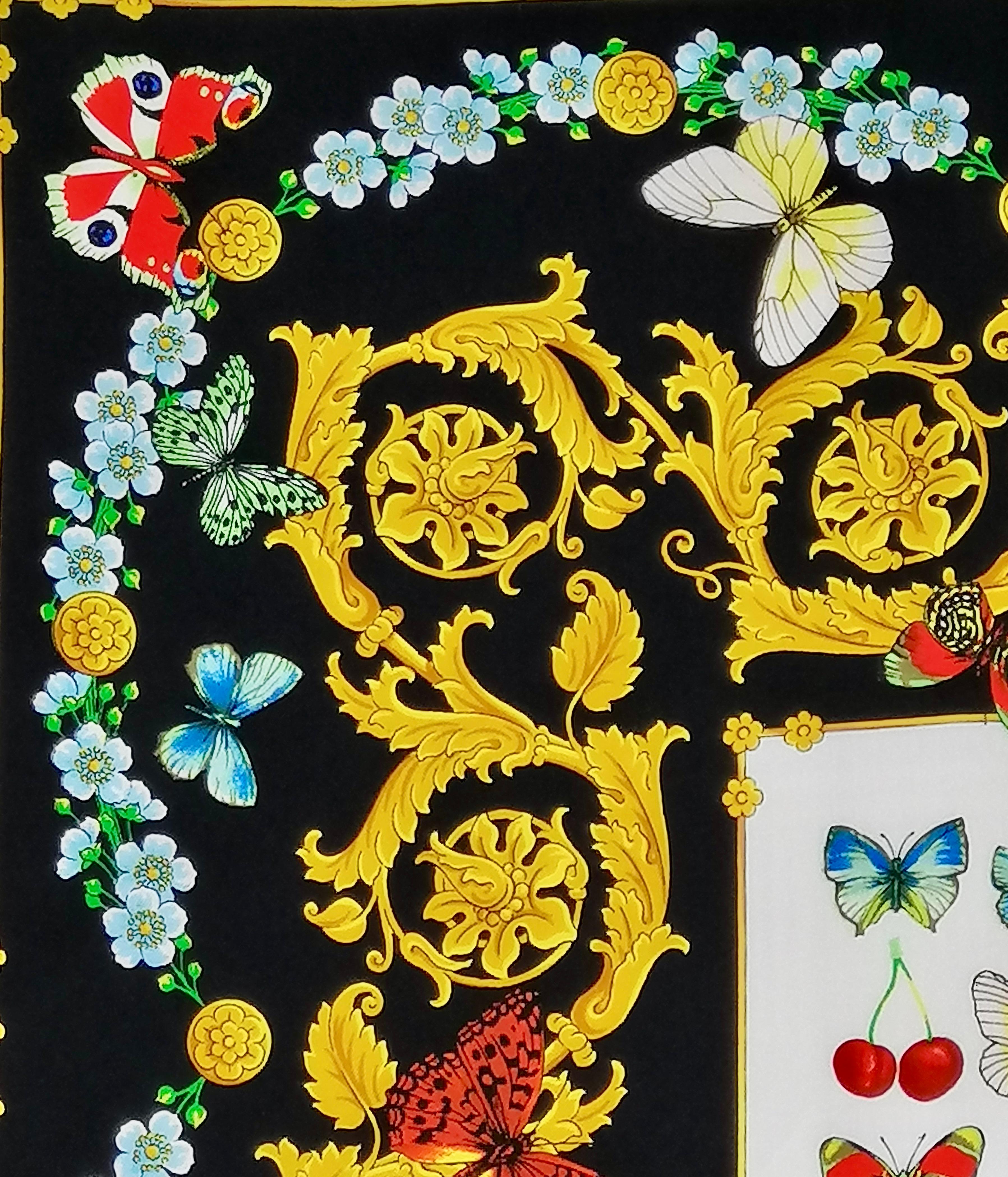 Atelier Versace sciarpa di seta con farfalla Primavera/Estate 1995 In condizioni ottime in vendita a Rubiera, RE