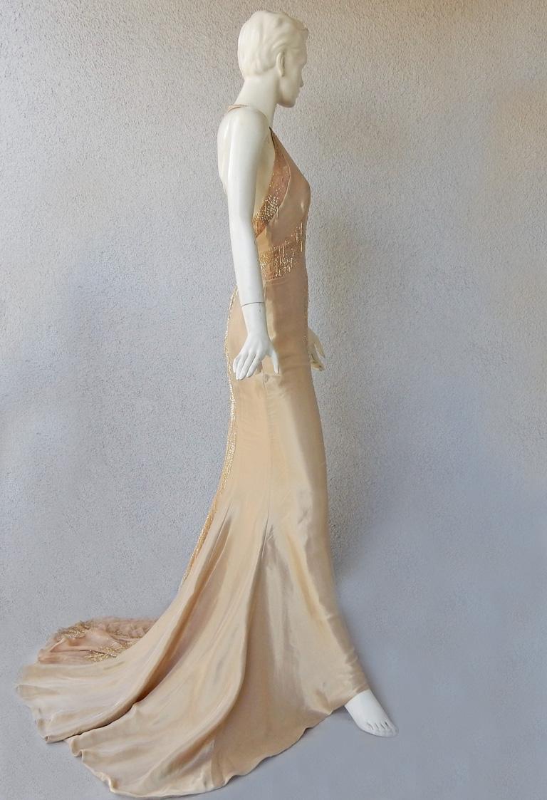 Atelier Versace Magical Golden Waterfall Swan Tail Dress Gown (Robe en queue de cygne) Pour femmes en vente