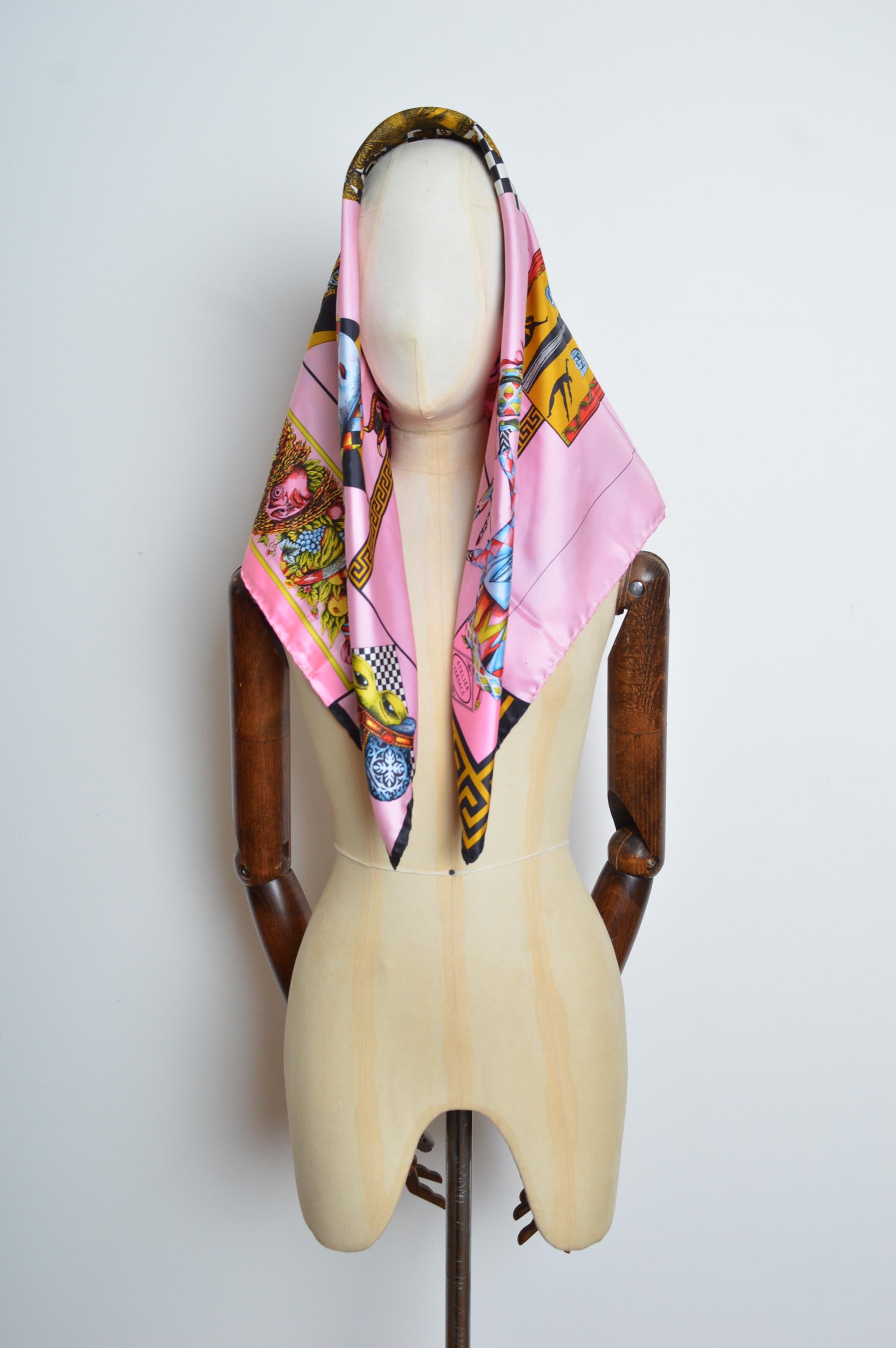 ATELIER VERSACE Spring / Summer 1992 Silk Pink Harlequin Scarf - Foulard In Good Condition For Sale In Sheffield, GB