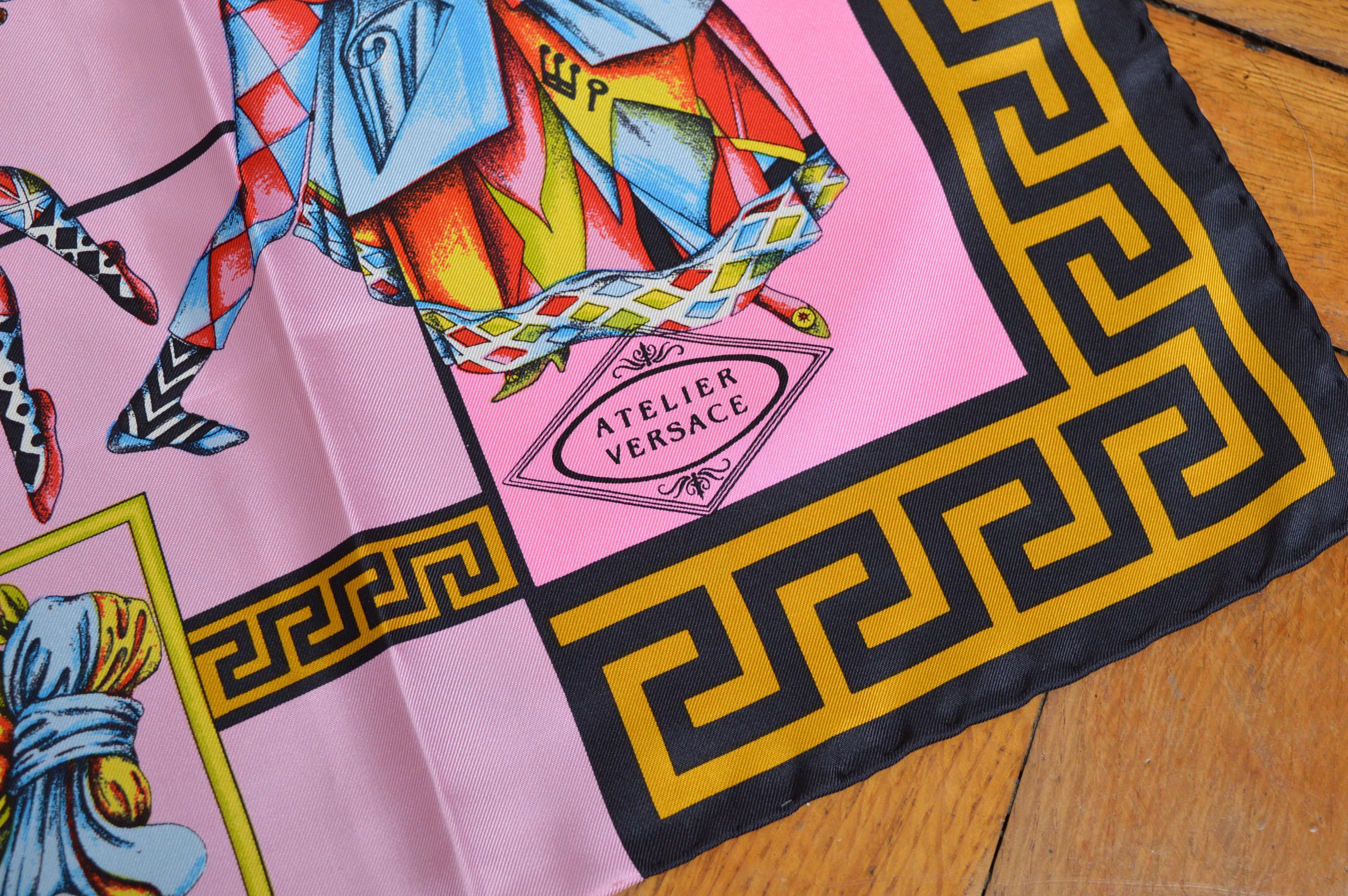 ATELIER VERSACE Spring / Summer 1992 Silk Pink Harlequin Scarf - Foulard For Sale 2