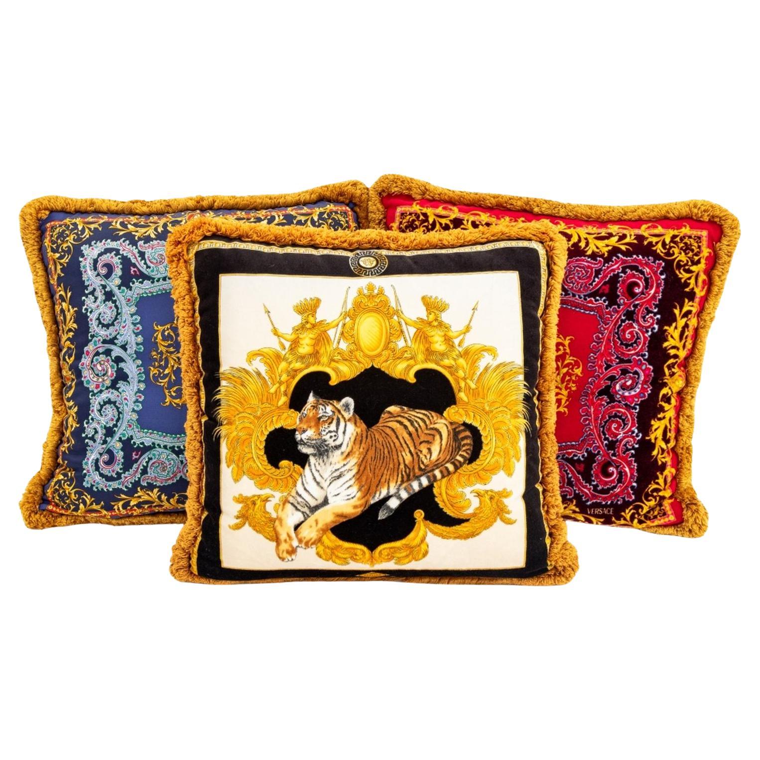 Coussins de l'Atelier Versace, 3