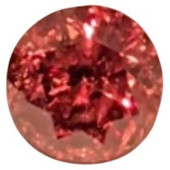 AtelierX – Einzigartiger Edelstein: Diamant in leuchtendem, rosigem Rot, 1,00 ct, Brillantschliff