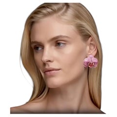 AtelierX Ohrringe aus 18-karätigem Roségold mit rosa Saphiren im Pavé-Stil und Orchideenmotiv