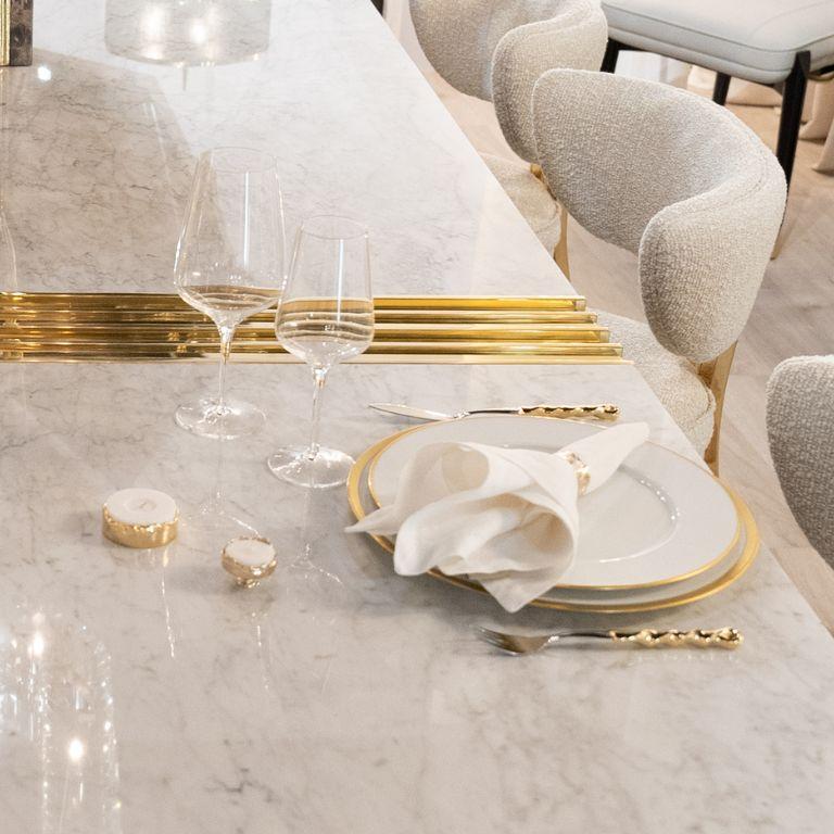 Placcato oro Atélis Small - Elegante portacandele in ottone dorato in vendita