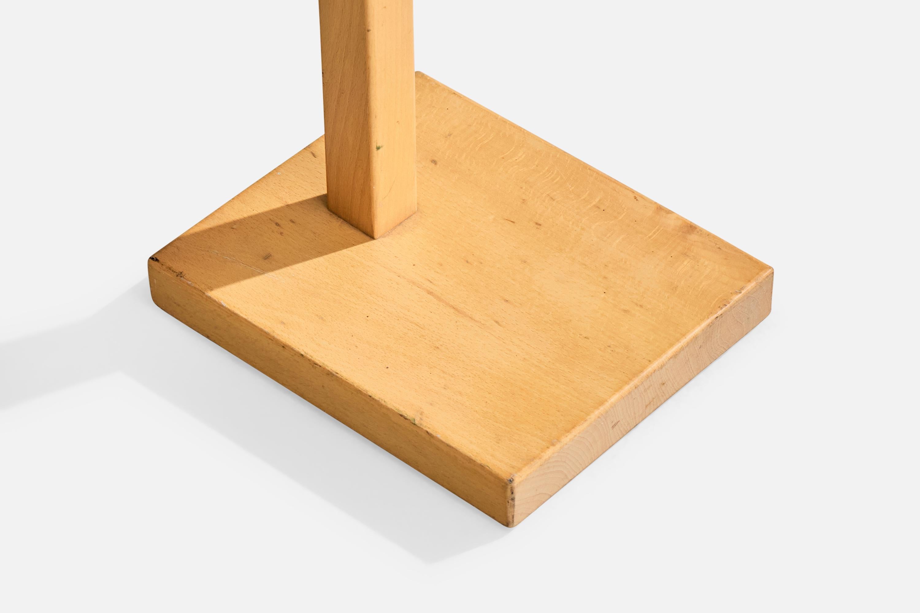 Fin du 20e siècle Ateljé Lyktan, lampadaire, Oak, laiton, tissu, Suède, années 1970 en vente