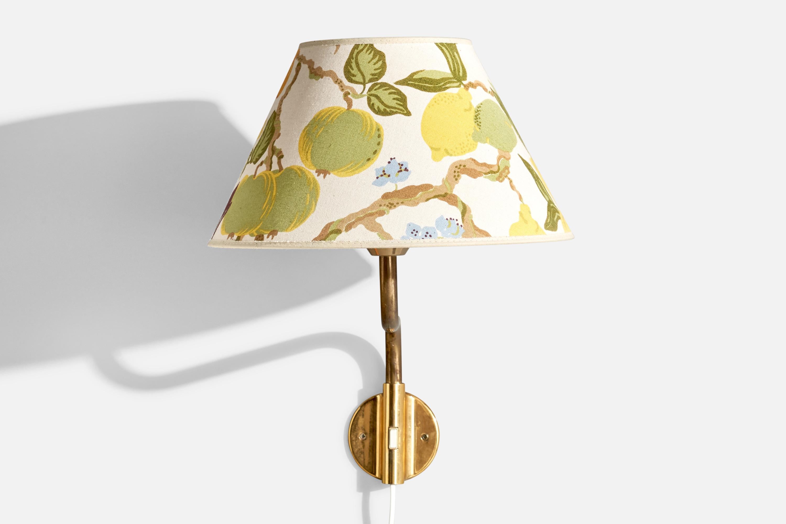Swedish Ateljé Lyktan, Wall Light, Brass, Fabric, Sweden, 1970s For Sale