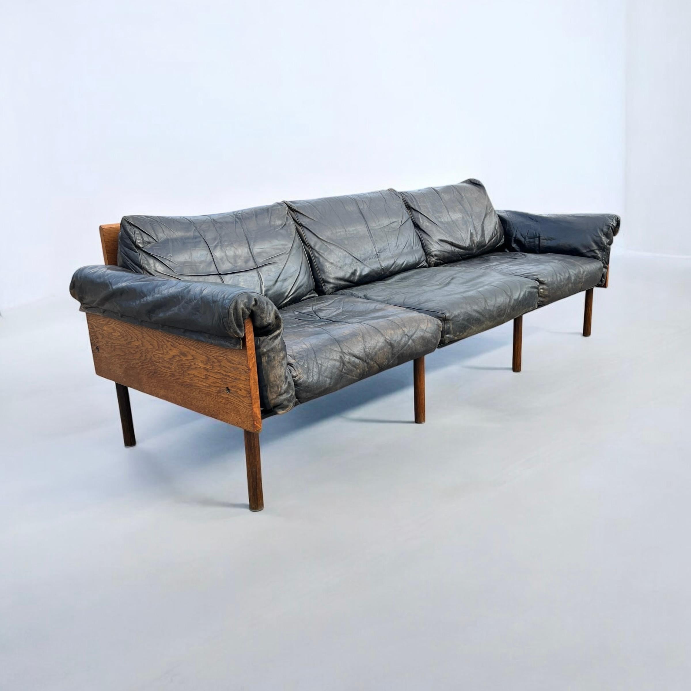 'Ateljee' Leather And Ash Sofa And Armchair By Yrjö Kukkapuro For Haimi Finland For Sale 4