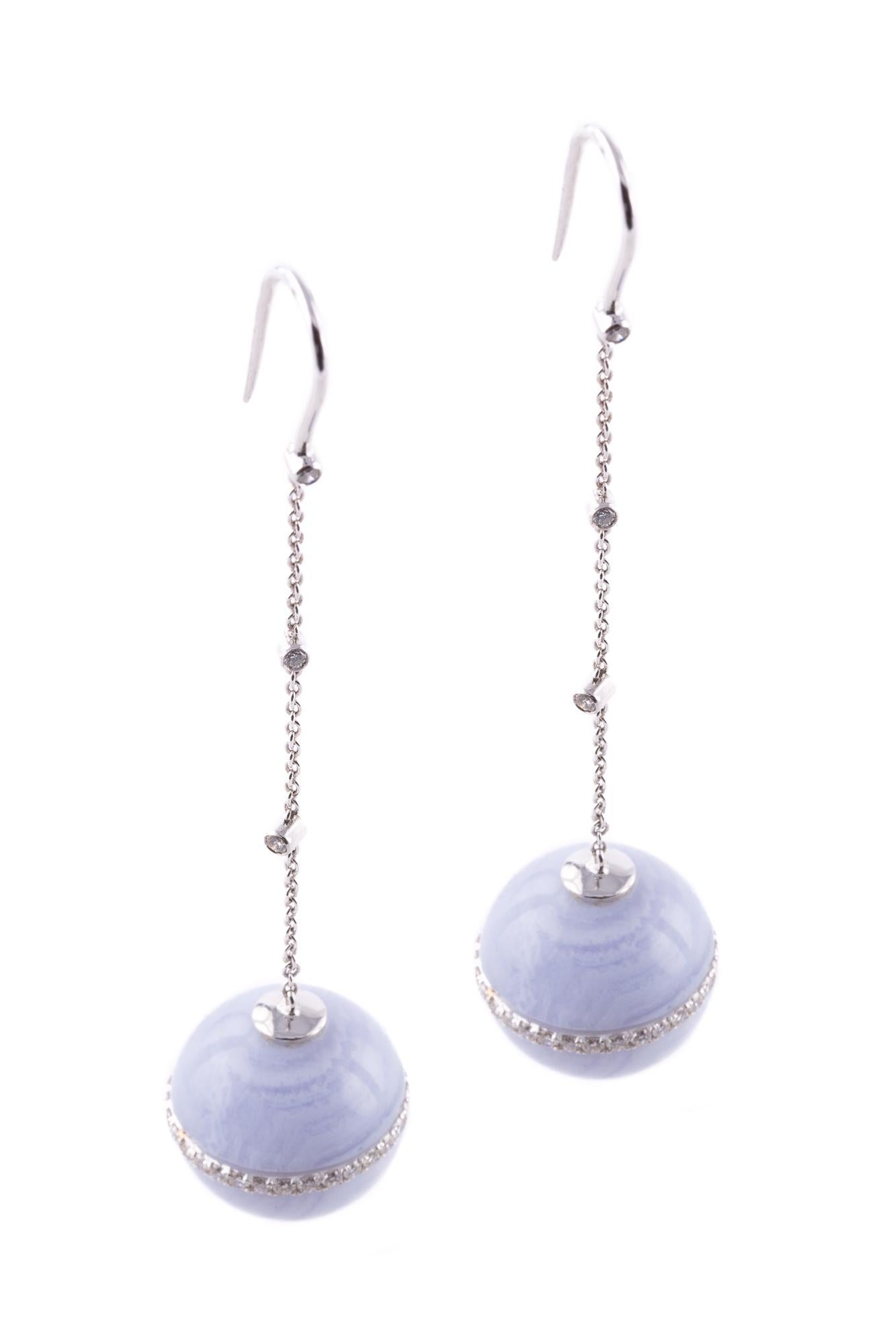 Contemporary 18 Karat White Gold Lavender Agate and Diamond Earrings For Sale