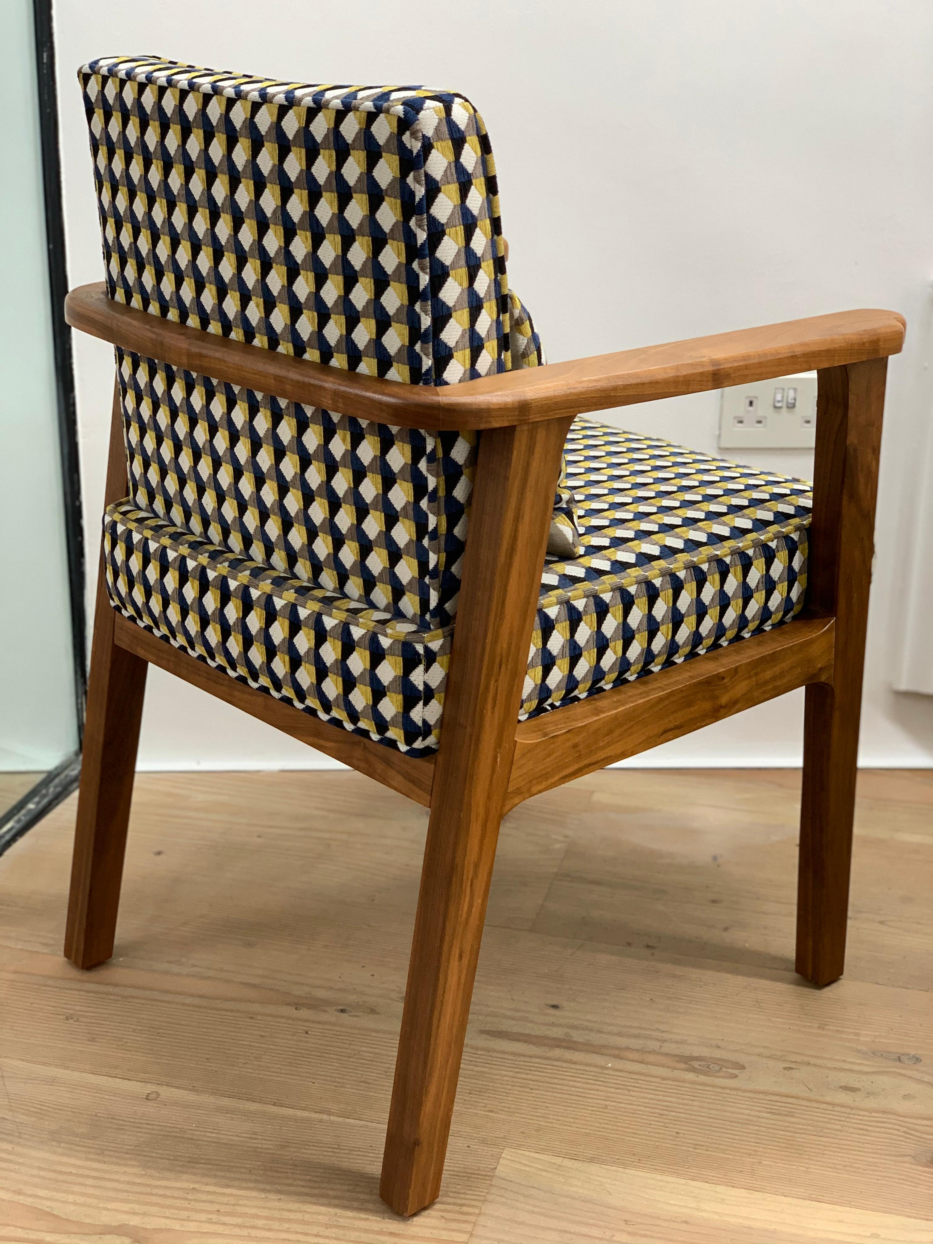 British Atena Carver Chair in Walnut Upholstered with Rio Fabric For Sale