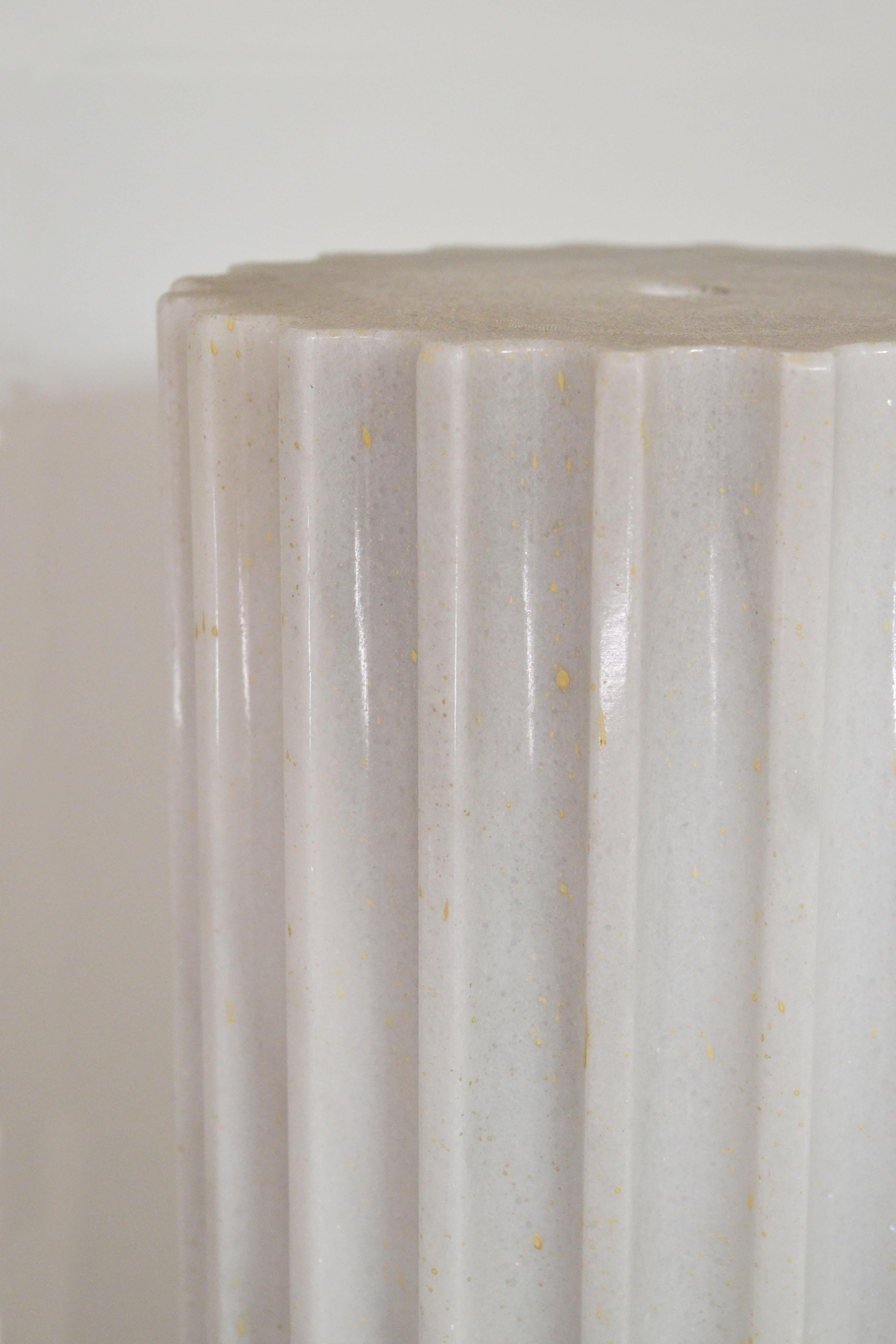 'ATHENA' Large Column / Pillar White Carrara Marble by Element & Co. In New Condition For Sale In Madrid, ES