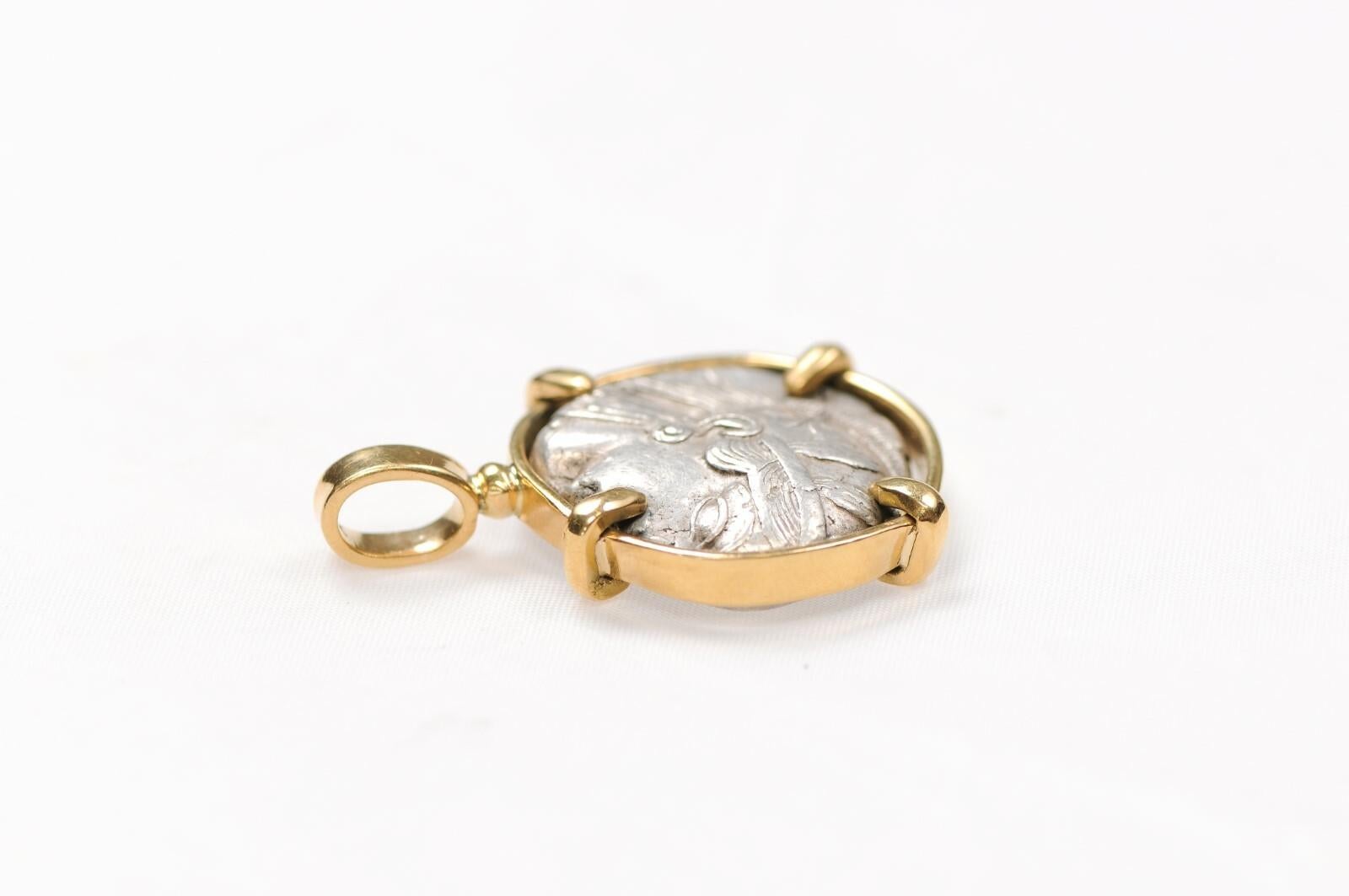 Tetradracma di Atena e Gufo con oro 18 ct. in vendita 2
