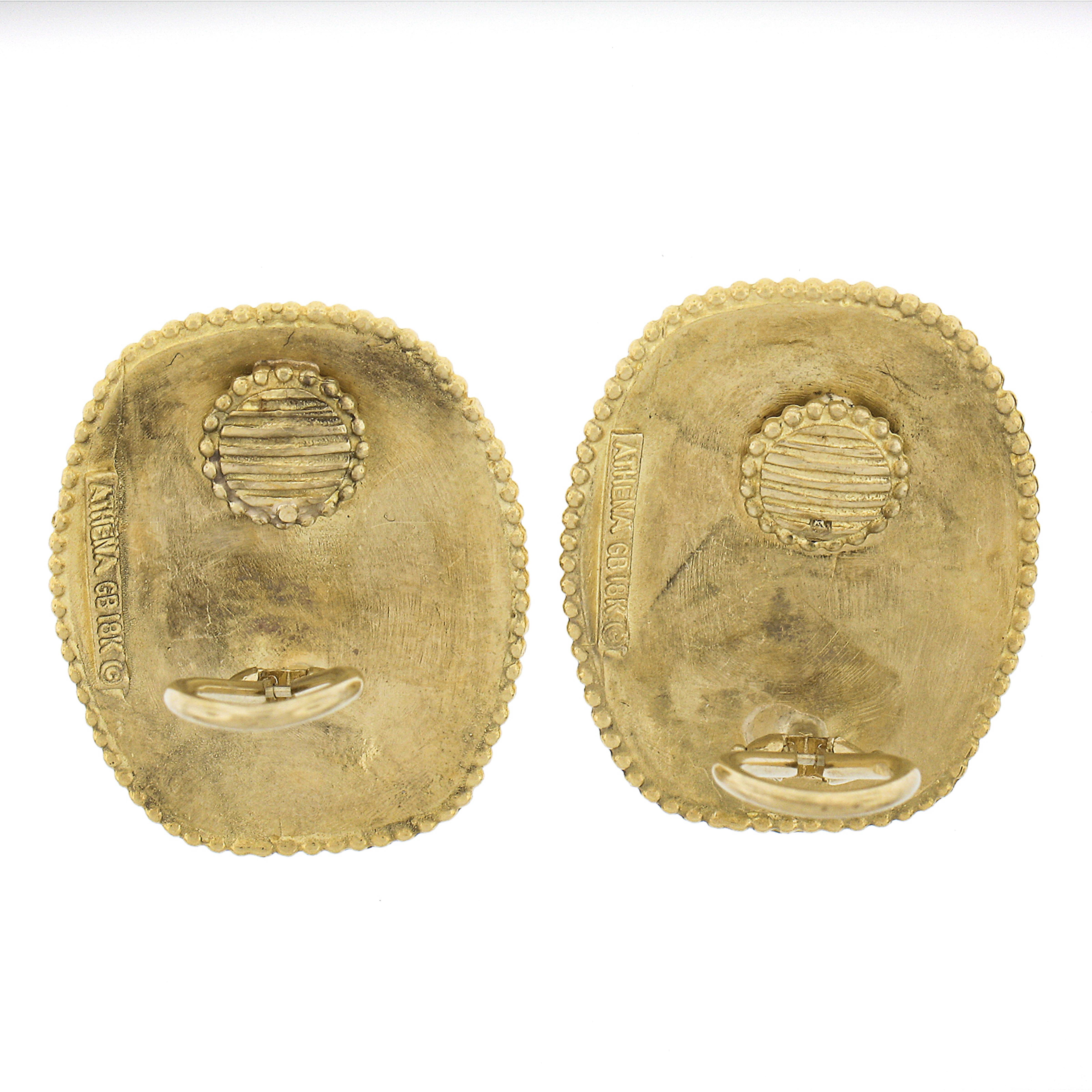 Boucles d'oreilles clips en or jaune 18 ct Apollo avec camée saphène Pour femmes en vente