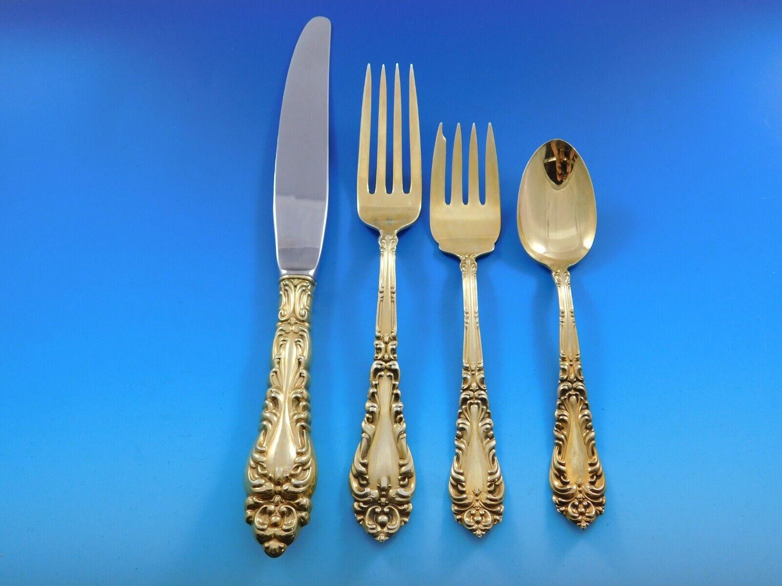 Monumental Dinner and Luncheon size Athene by Amston Gold Vermeil Sterling silver Flatware set for 12 - 171 pieces. Cet ensemble comprend :

12 grands couteaux de table, 9 3/4