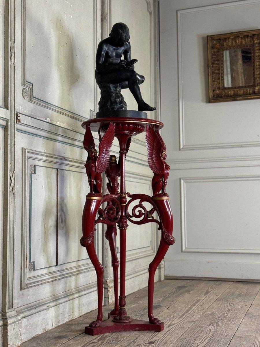 Bois sculpté athénien, patine rouge à l'imitation du marbre rouge antique, début du 19e siècle