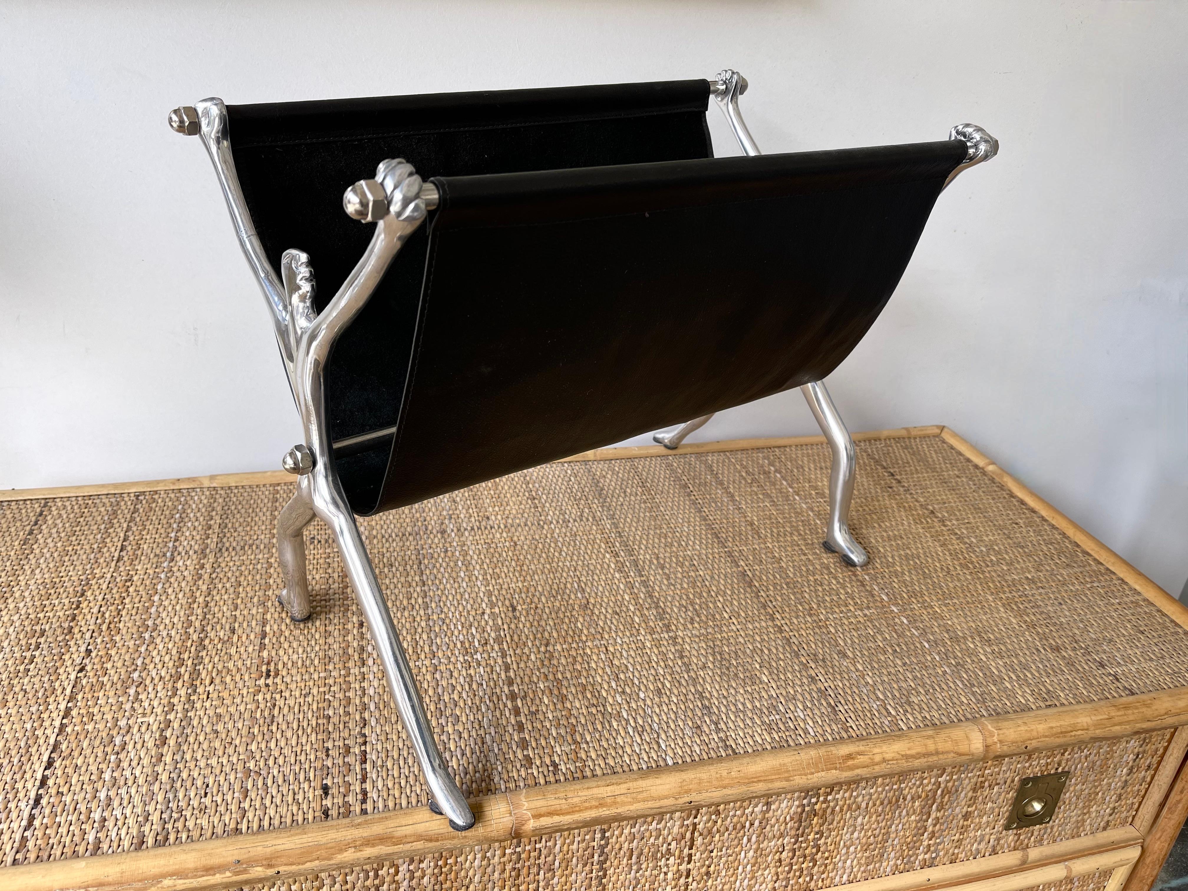 Athlete Man Magazine Rack, Italy, 1980s In Good Condition For Sale In SAINT-OUEN, FR