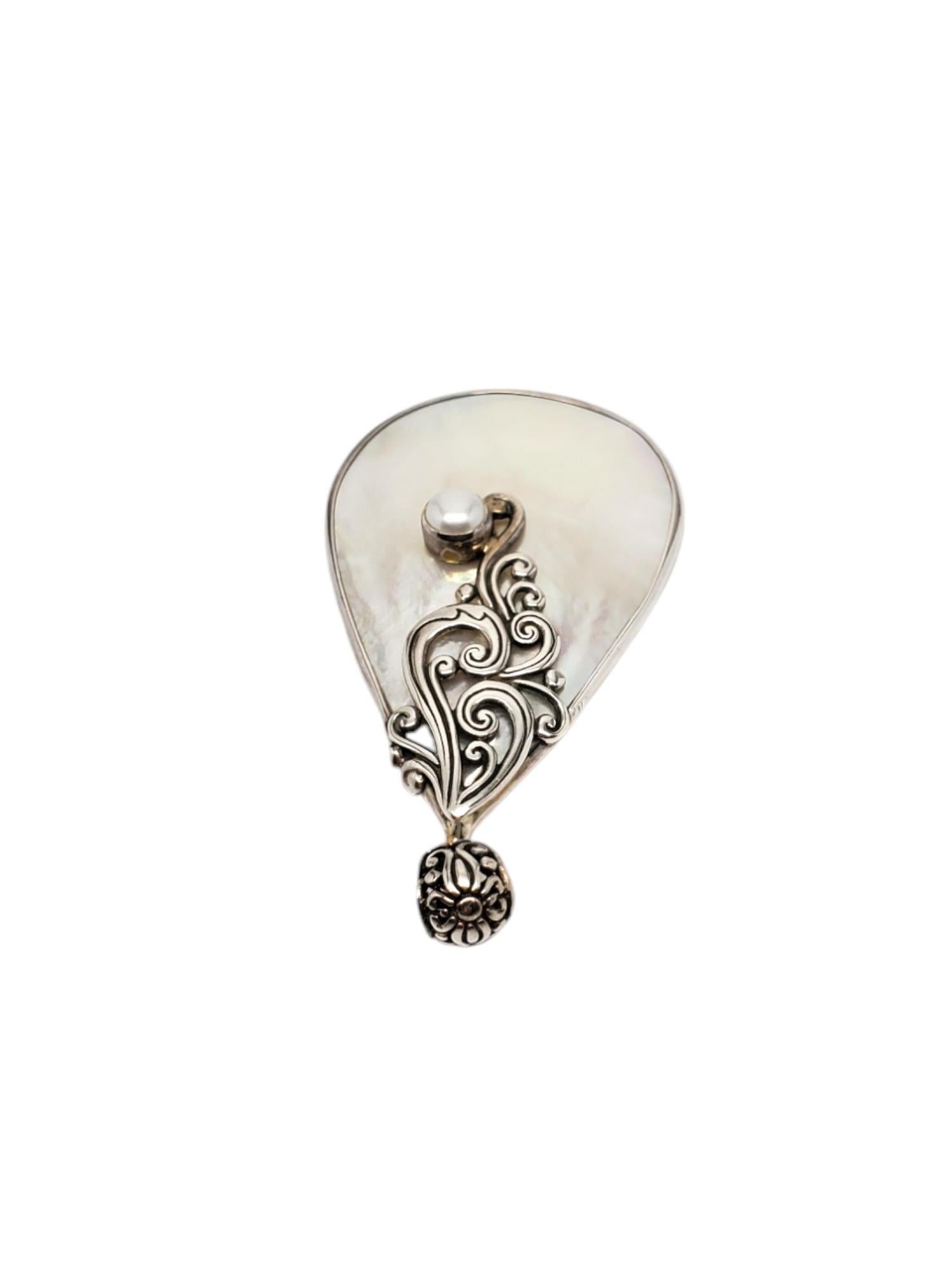 Trillion Cut ATI Sterling Silver Mother Of Pearl Tear Drop Pendant #20253 For Sale