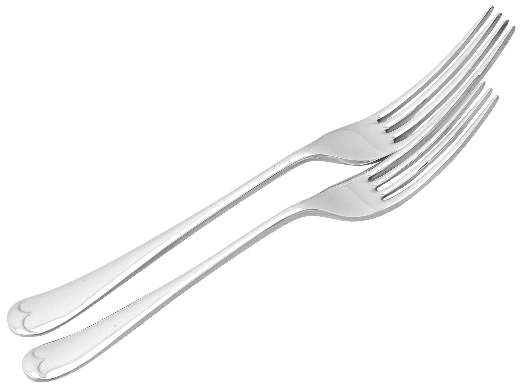 Early 20th Century Atkin Brothers Sterling Silver Canteen of Cutlery for Six Persons