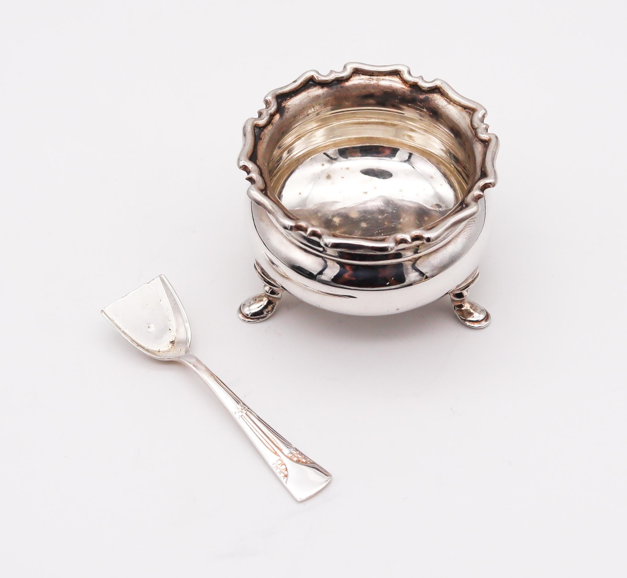 English Atkin Brothers England 1912 Sheffield Salt Cellar with Spoon 925 Sterling Silver For Sale