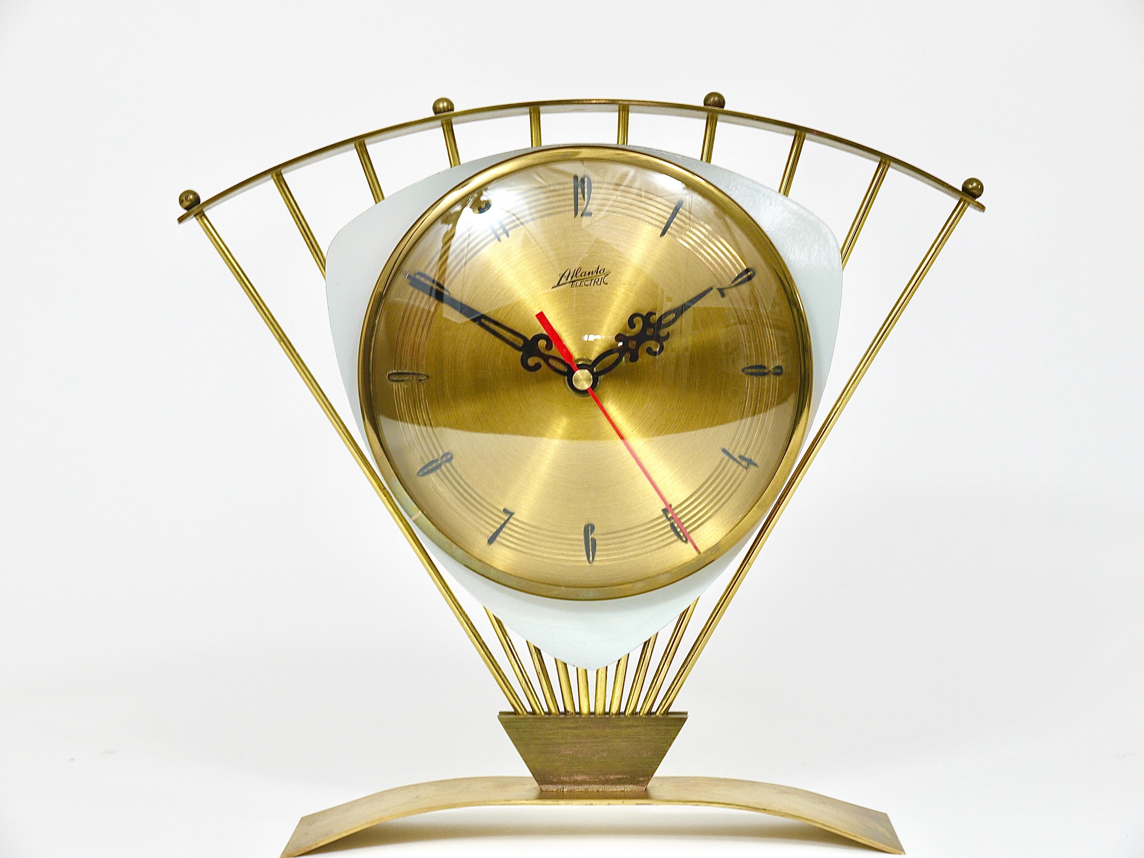 Atlanta Midcentury Atomic Age Sunburst Brass Table Desk Clock, Western Germany For Sale 4