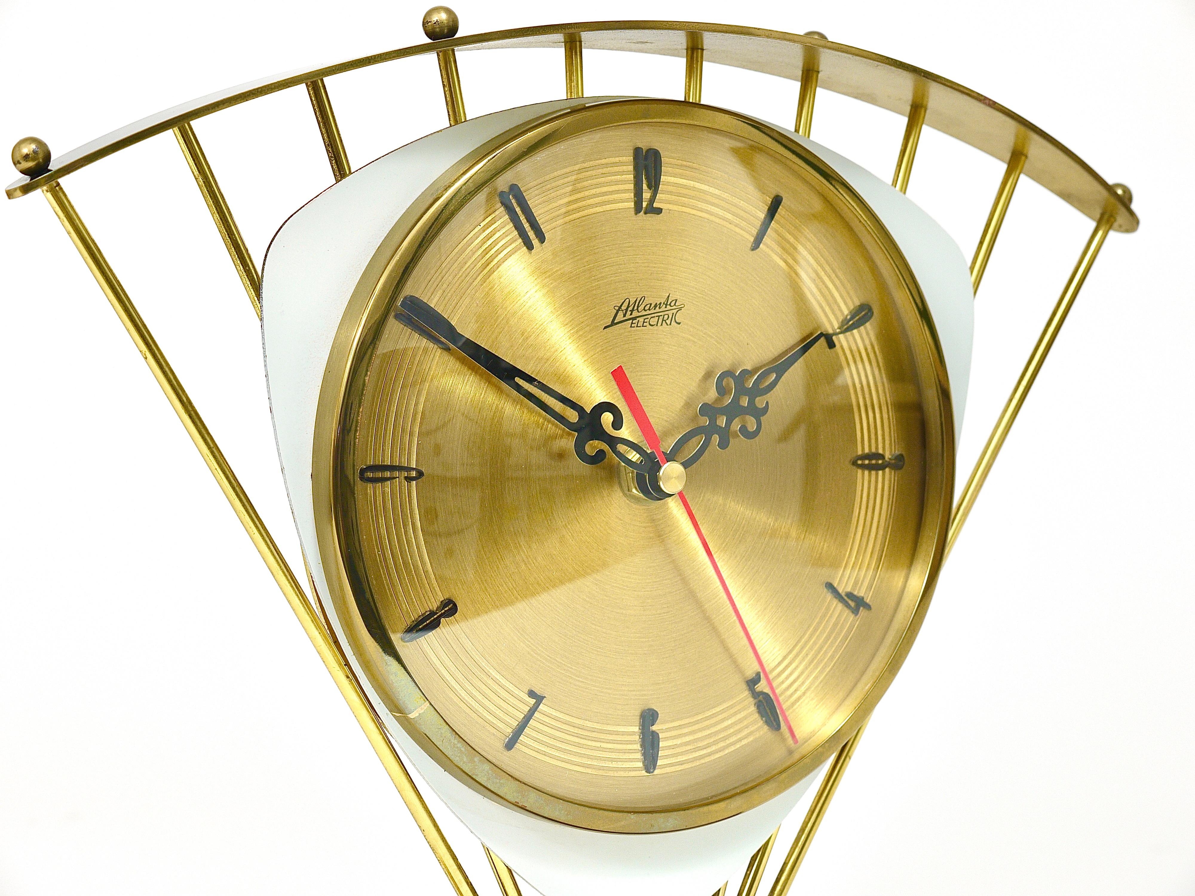 Atlanta Midcentury Atomic Age Sunburst Brass Table Desk Clock, Western Germany For Sale 1