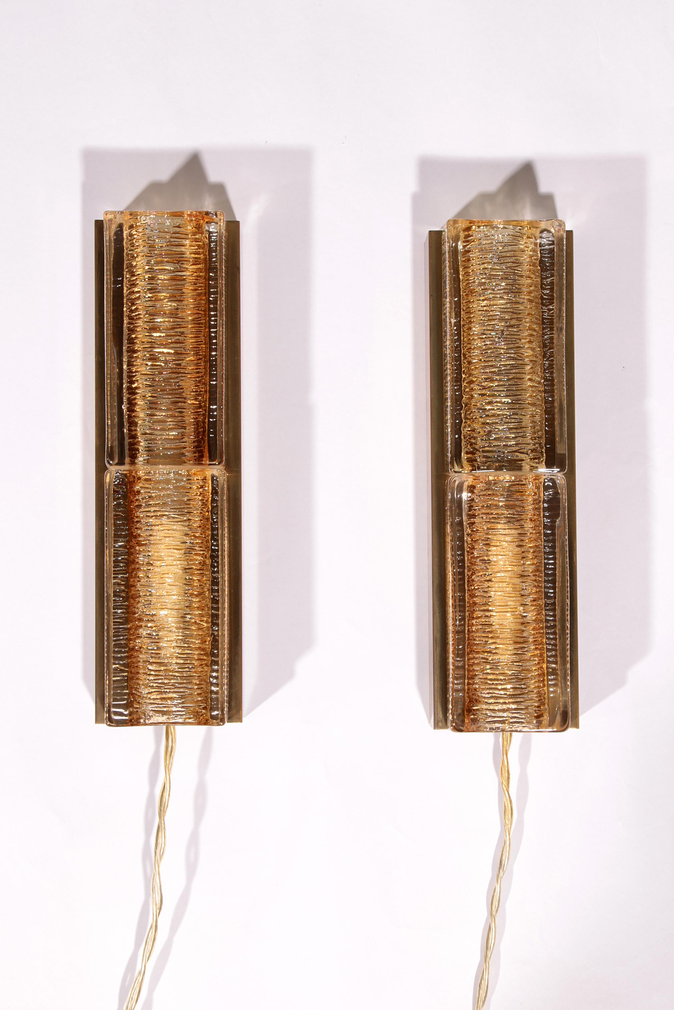 Atlantic Double Wall Lamp by Vitrika, 1970s Danish Design For Sale 3