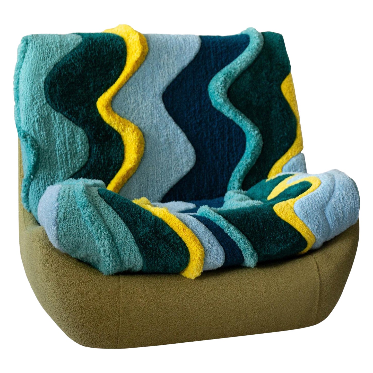 Atlantis Big Armchair di Vintola Studio A in Greene & Greene, Sedia in lana trapuntata a mano in vendita
