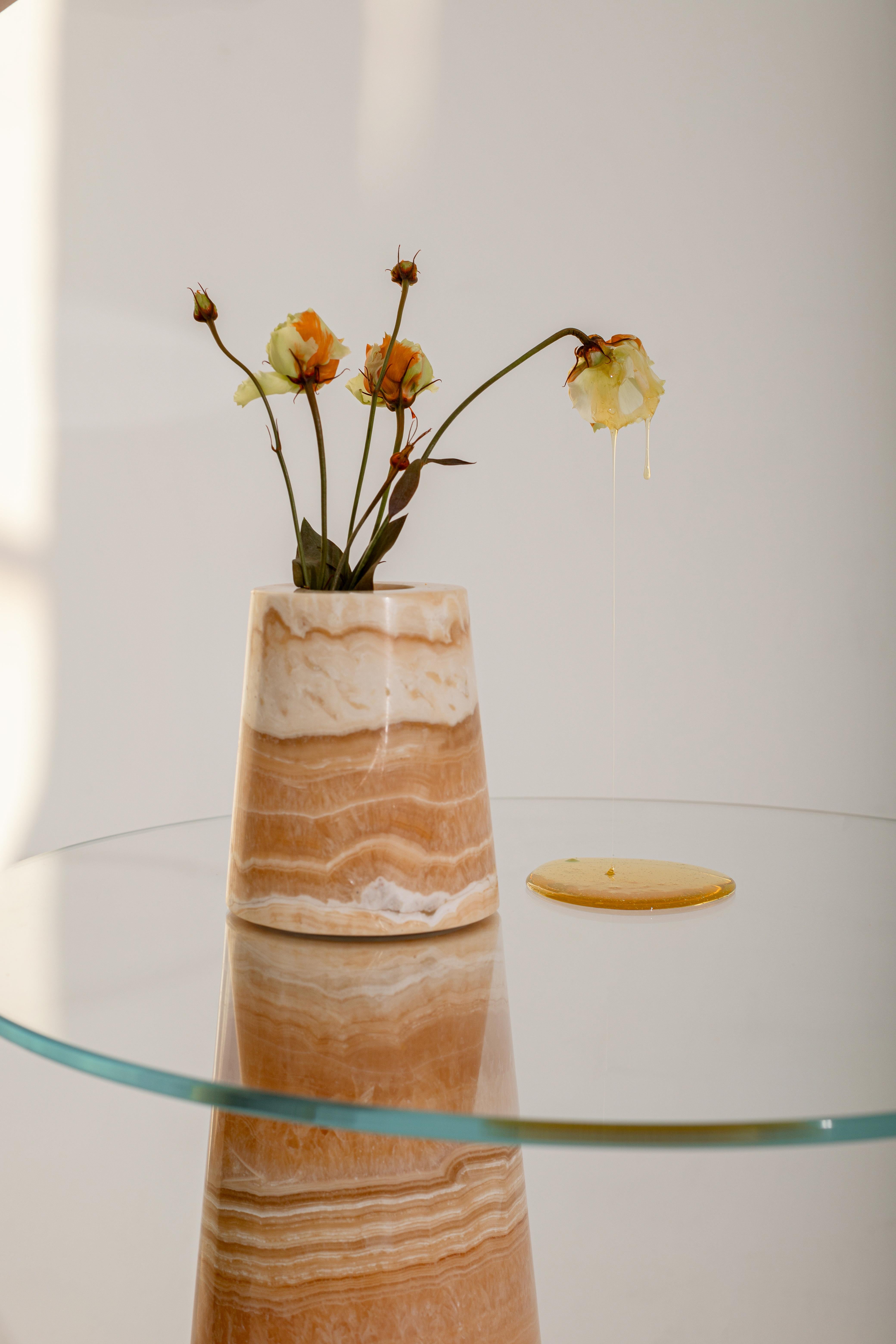 Table d'appoint Atlas Honey Onyx par RAFFINATO Neuf - En vente à Geneve, CH