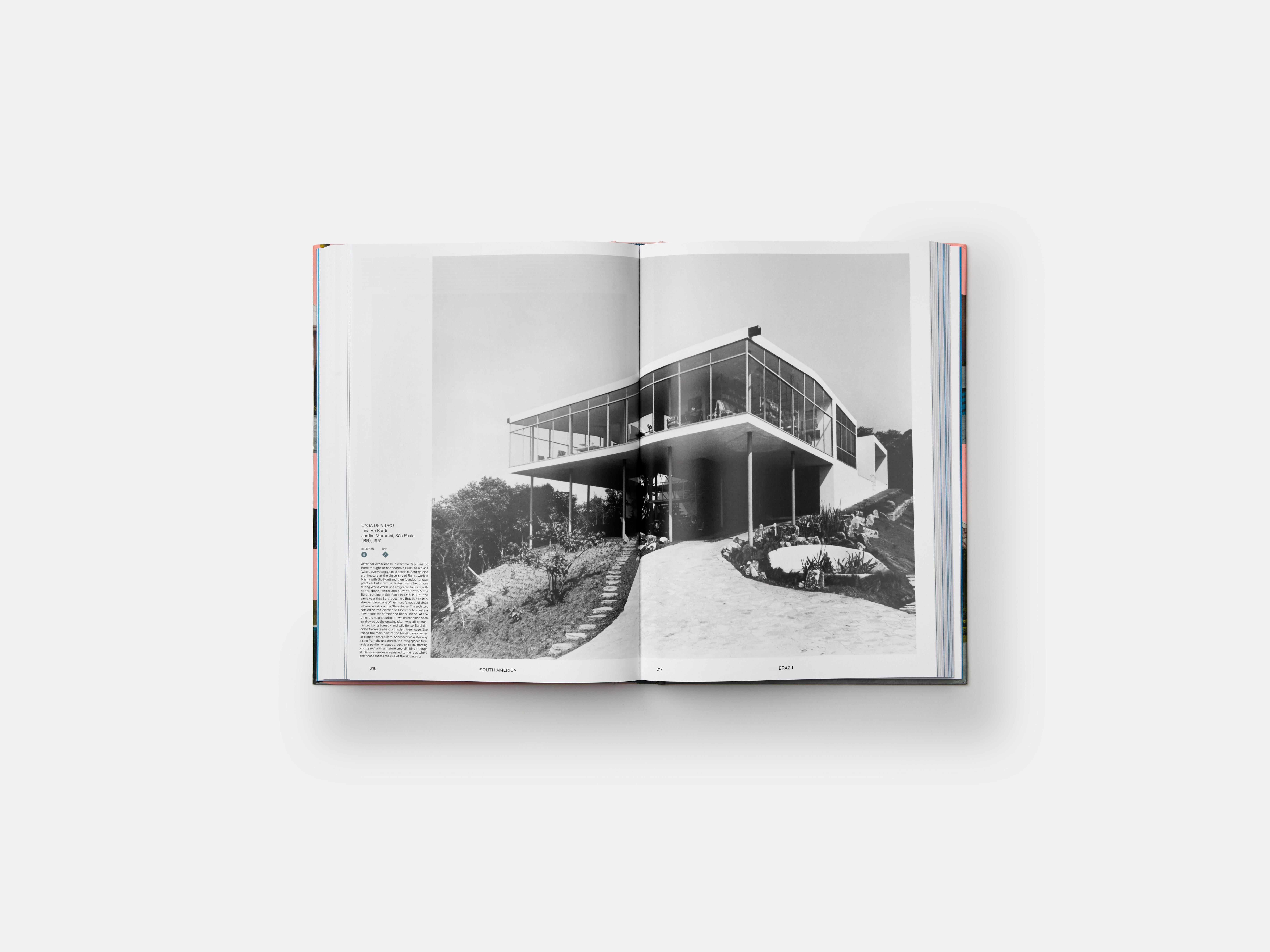 Atlas of Mid-Century Modern Houses In New Condition For Sale In New York, NY