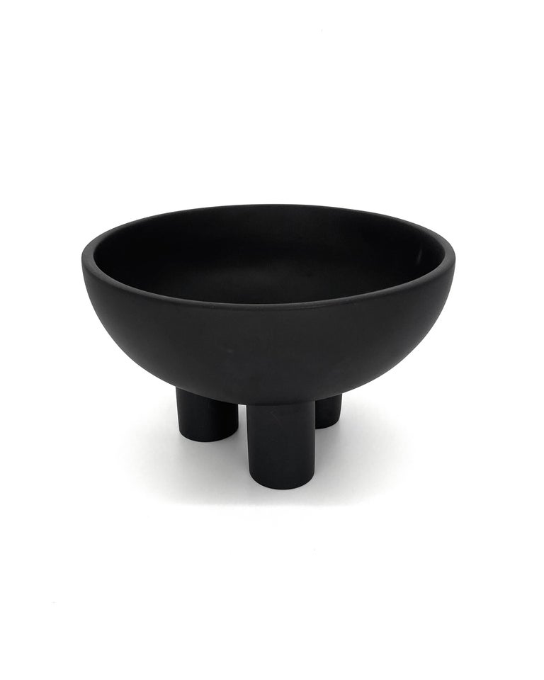 Atlixco Black Resin Triple Footed Pedestal Bowl at 1stDibs