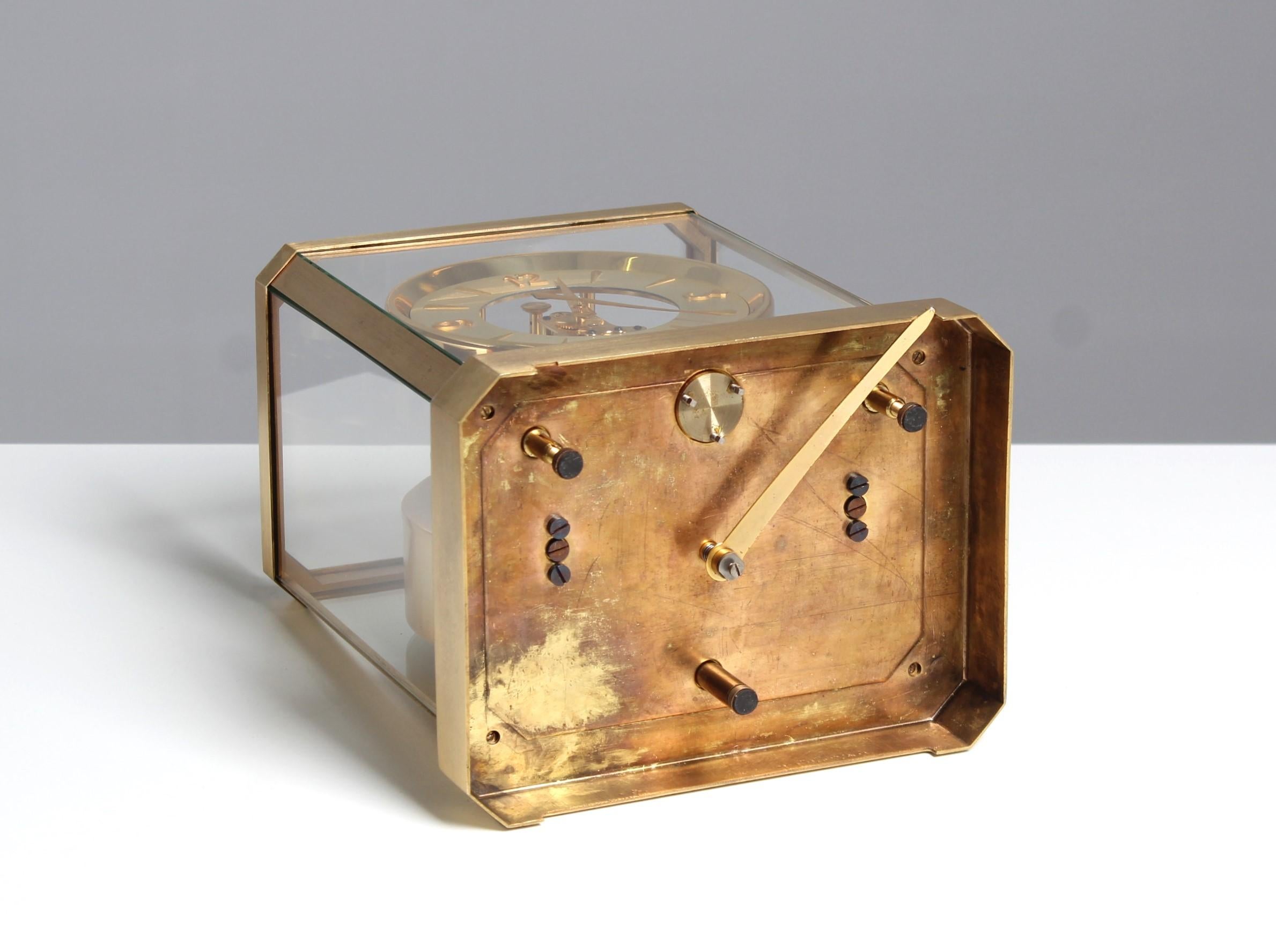 Horloge Atmos de Jaeger-LeCoultre, Design/One, fabriquée en 1950 en vente 5